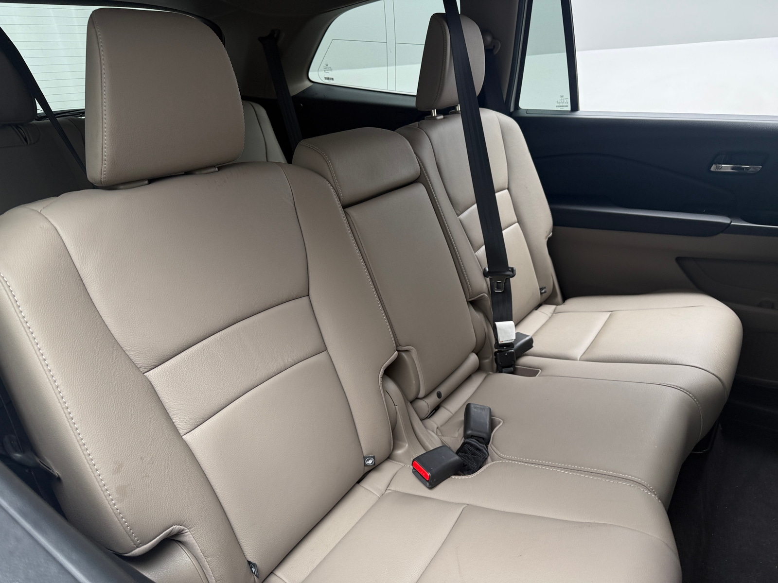 Thumbnail: 2016 Honda Pilot - 5