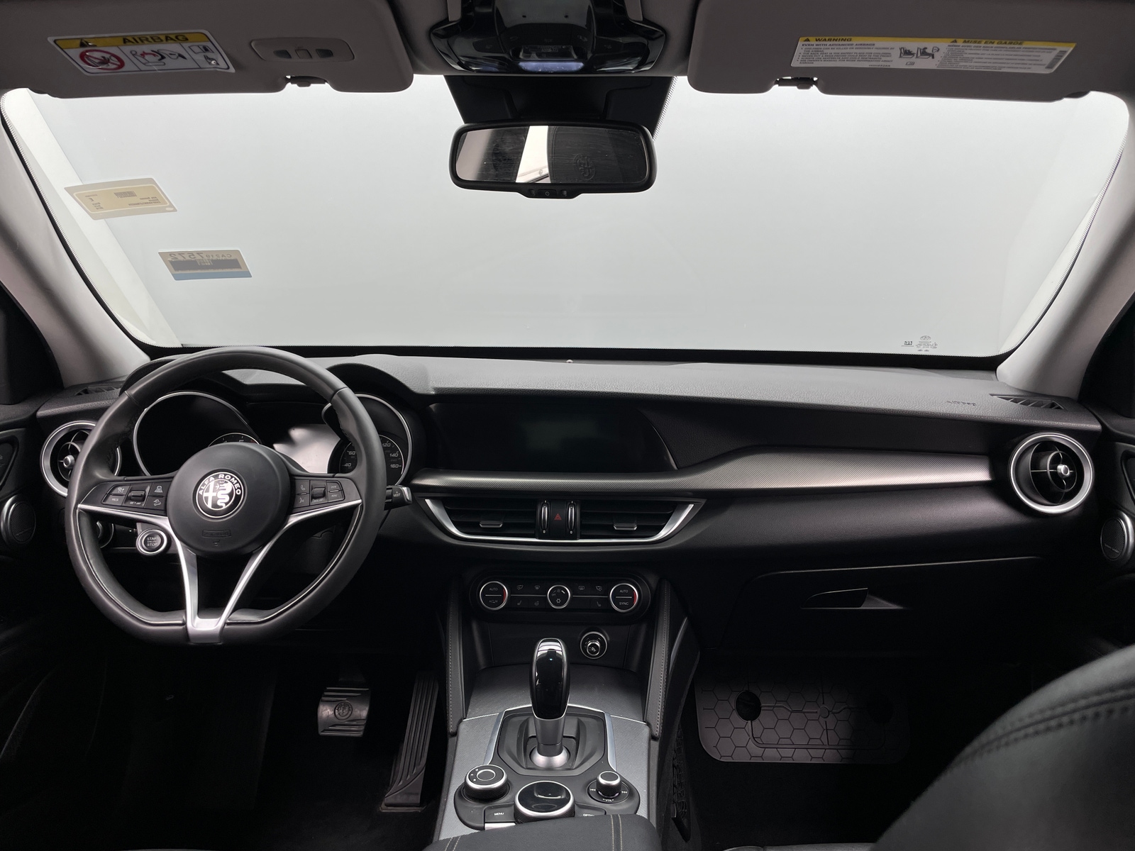 Thumbnail: 2018 Alfa Romeo Stelvio - 2