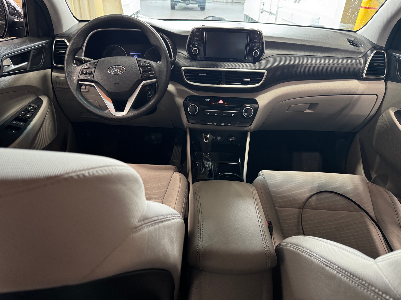 Thumbnail: 2020 Hyundai Tucson - 3