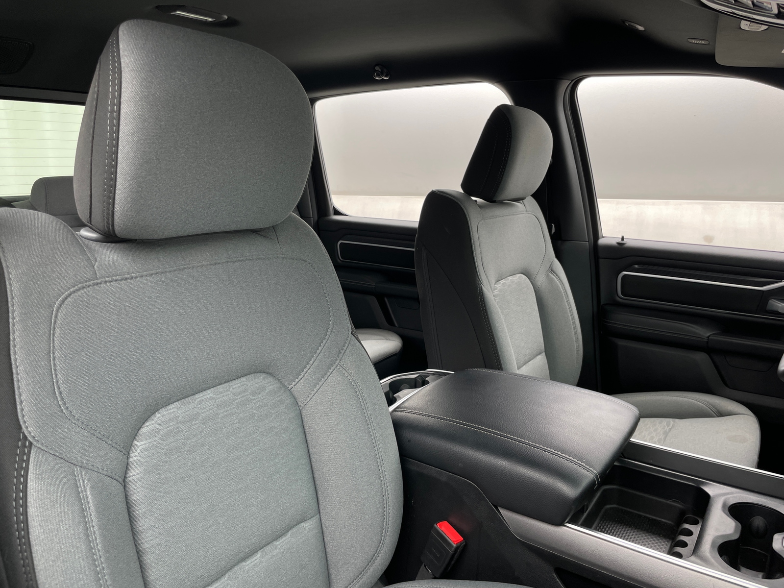 Thumbnail: 2025 RAM 1500 - 2