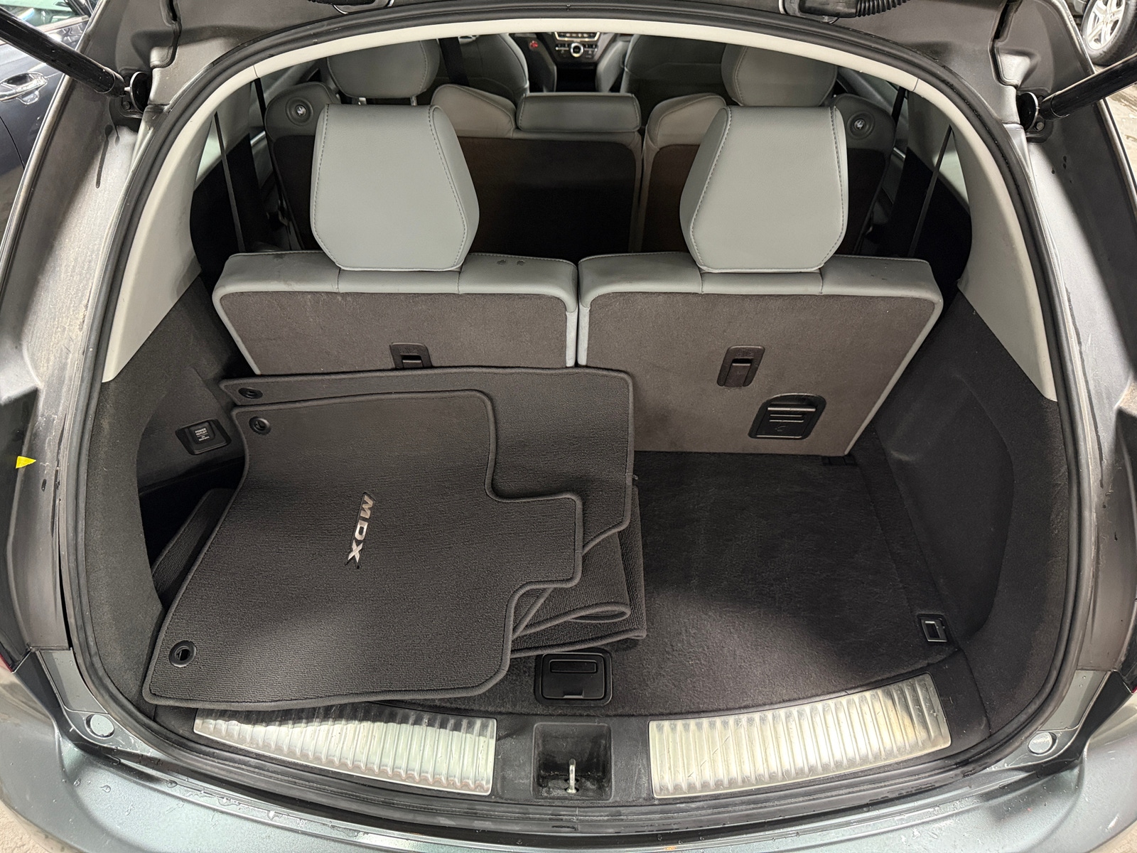 Thumbnail: 2016 Acura MDX - 6