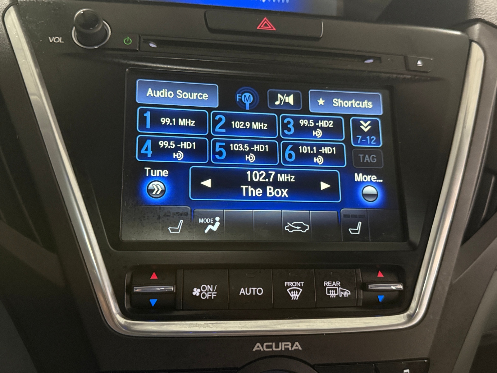 Thumbnail: 2016 Acura MDX - 3