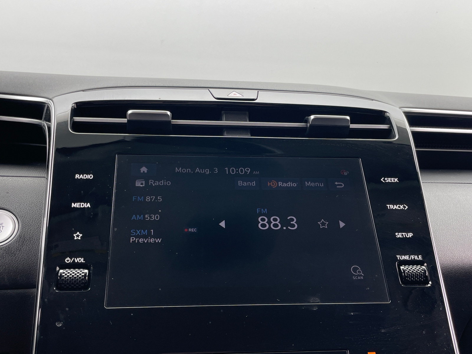 Thumbnail: 2023 Hyundai Tucson - 4