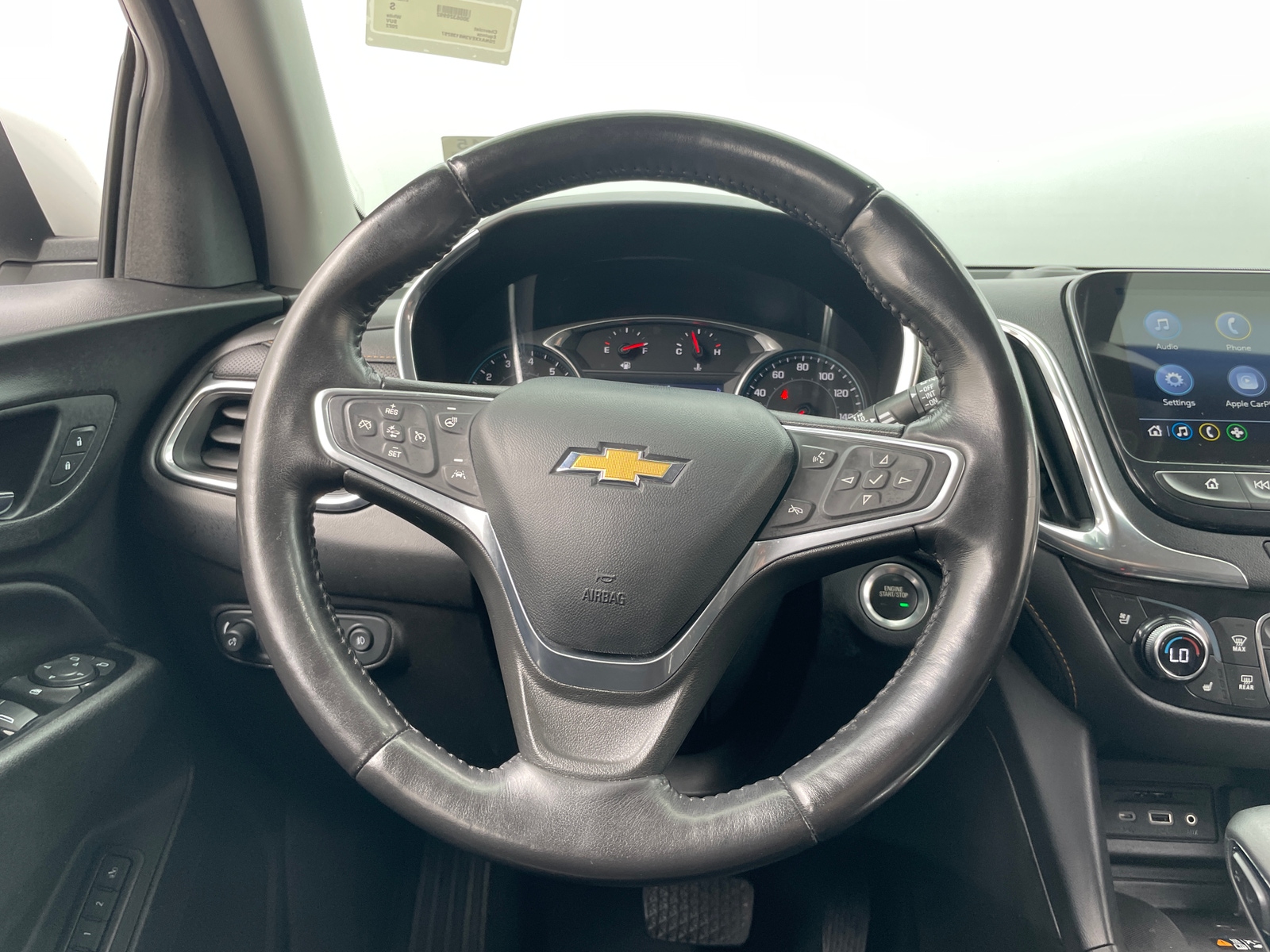 Thumbnail: 2022 Chevrolet Equinox - 4