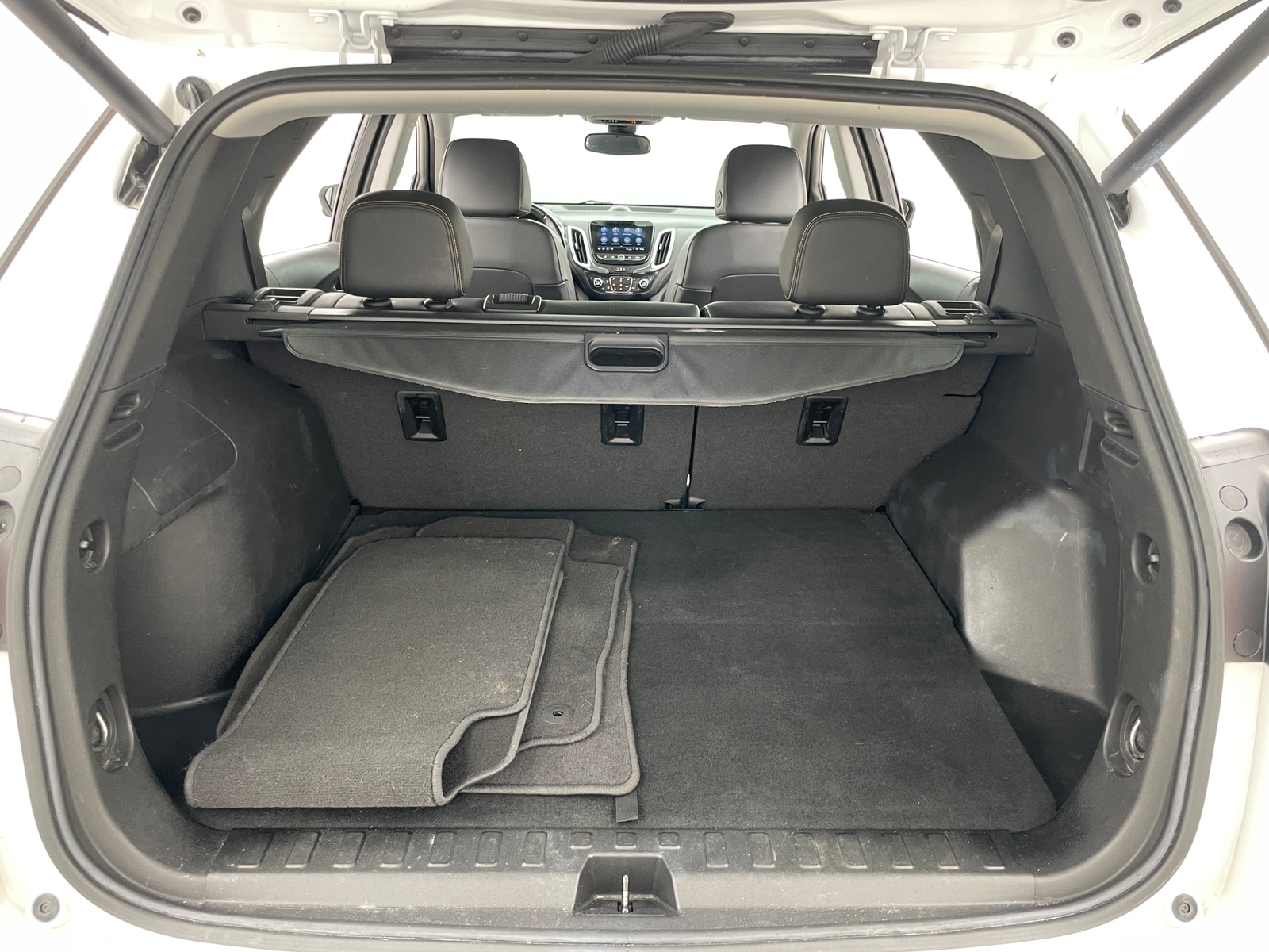 Thumbnail: 2022 Chevrolet Equinox - 6