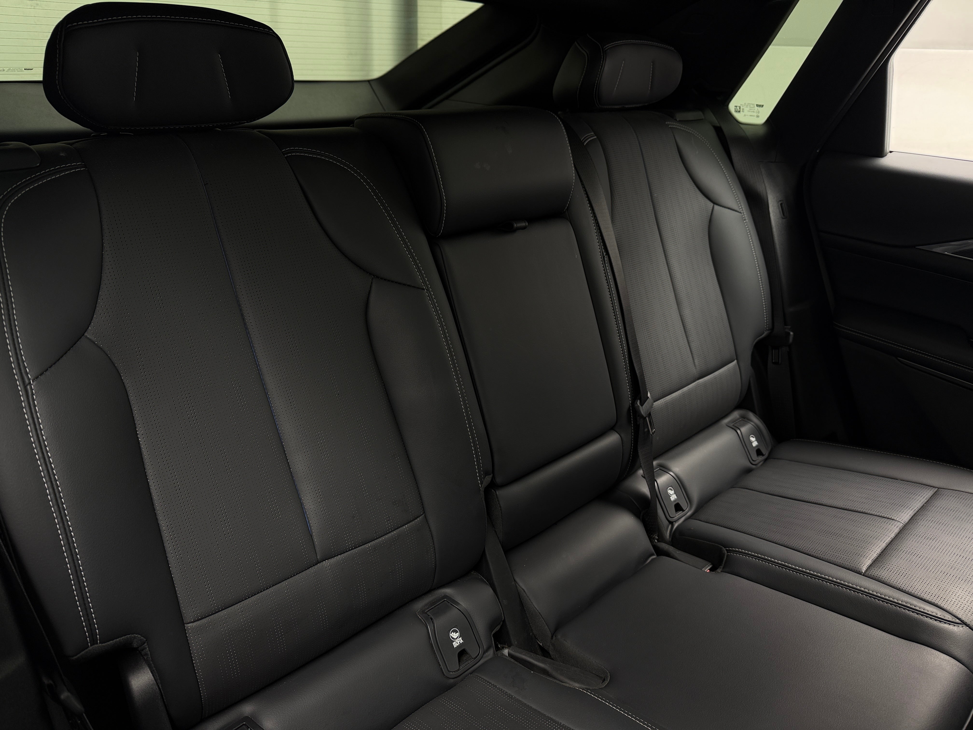Used 2024 Cadillac LYRIQ Luxury 1 with VIN 1GYKPPRL3RZ138564 for sale in Auburn, WA