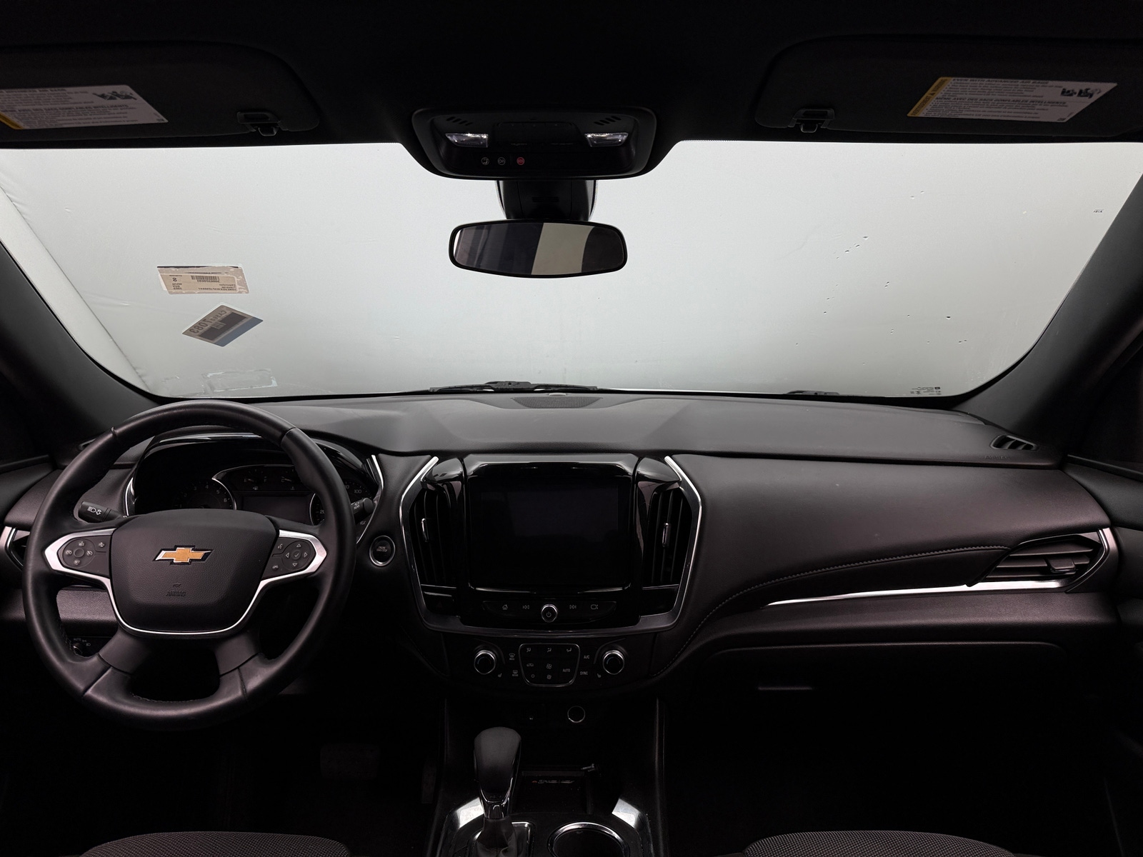 Thumbnail: 2023 Chevrolet Traverse - 3