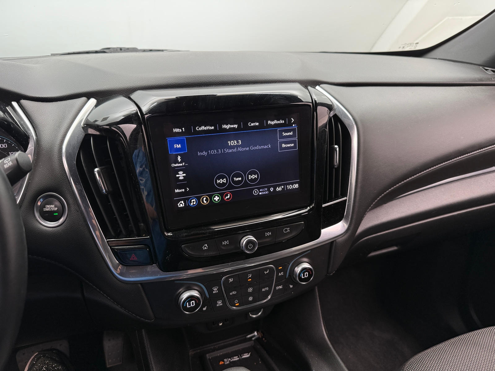 Thumbnail: 2023 Chevrolet Traverse - 4