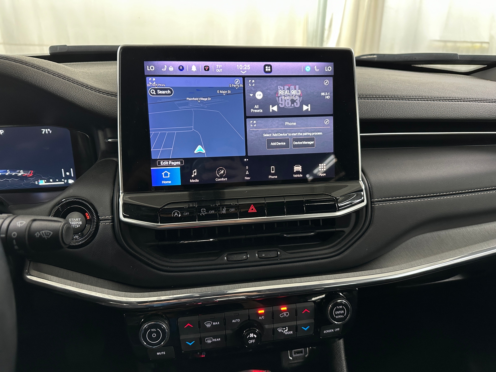 Thumbnail: 2022 Jeep Compass - 3