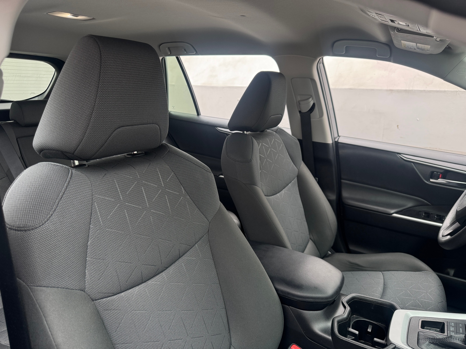 Thumbnail: 2022 Toyota RAV4 - 2