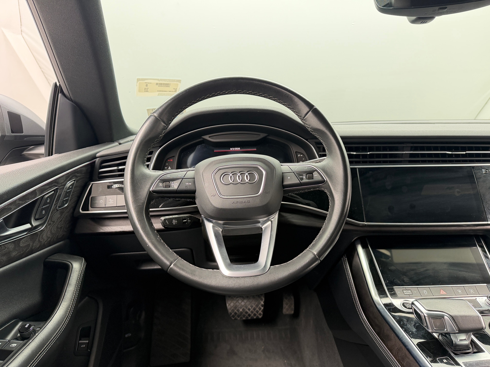 Thumbnail: 2022 Audi Q8 - 4