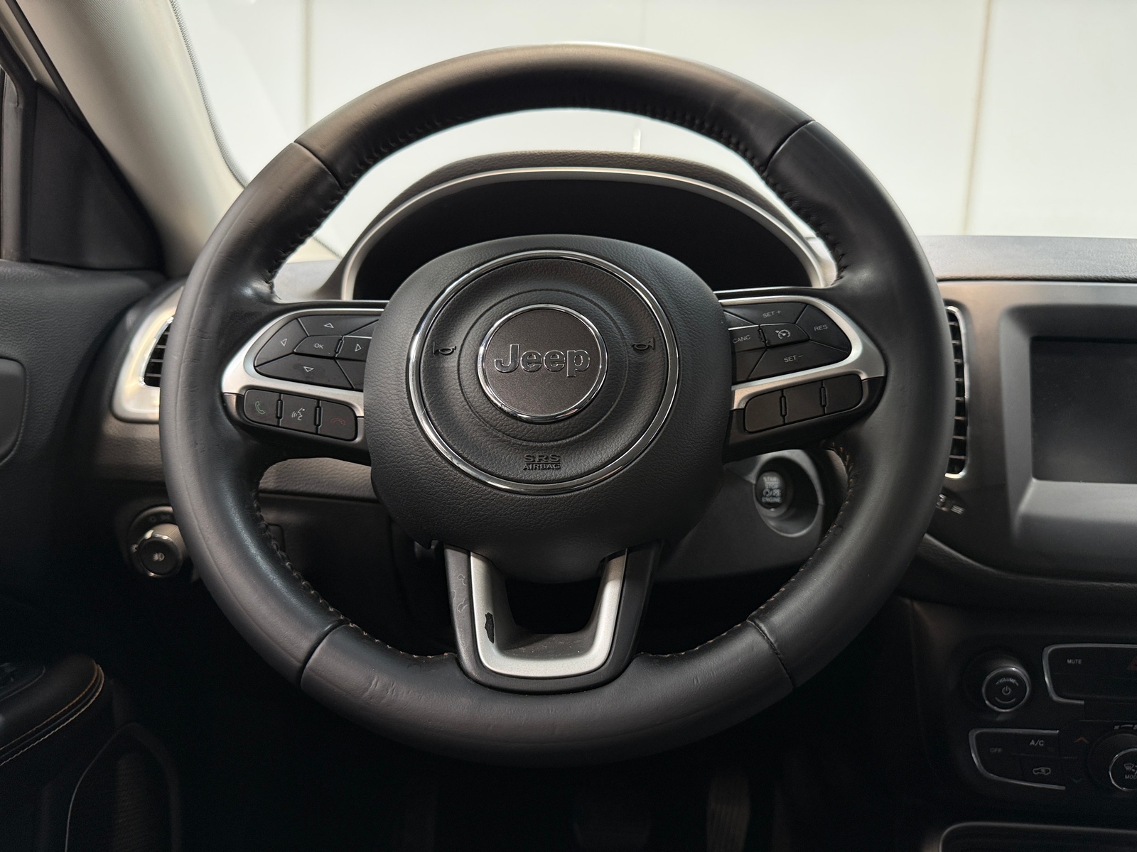 Thumbnail: 2018 Jeep Compass - 5