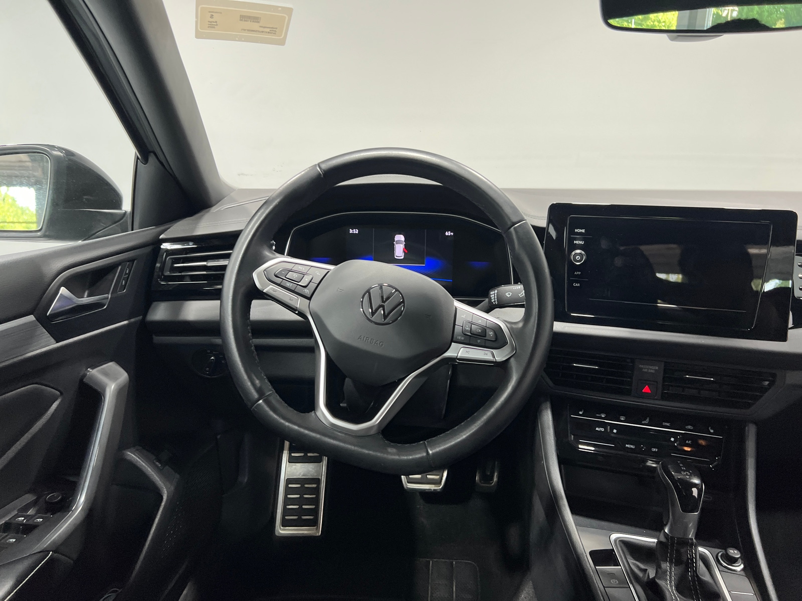 Thumbnail: 2025 Volkswagen Jetta - 5