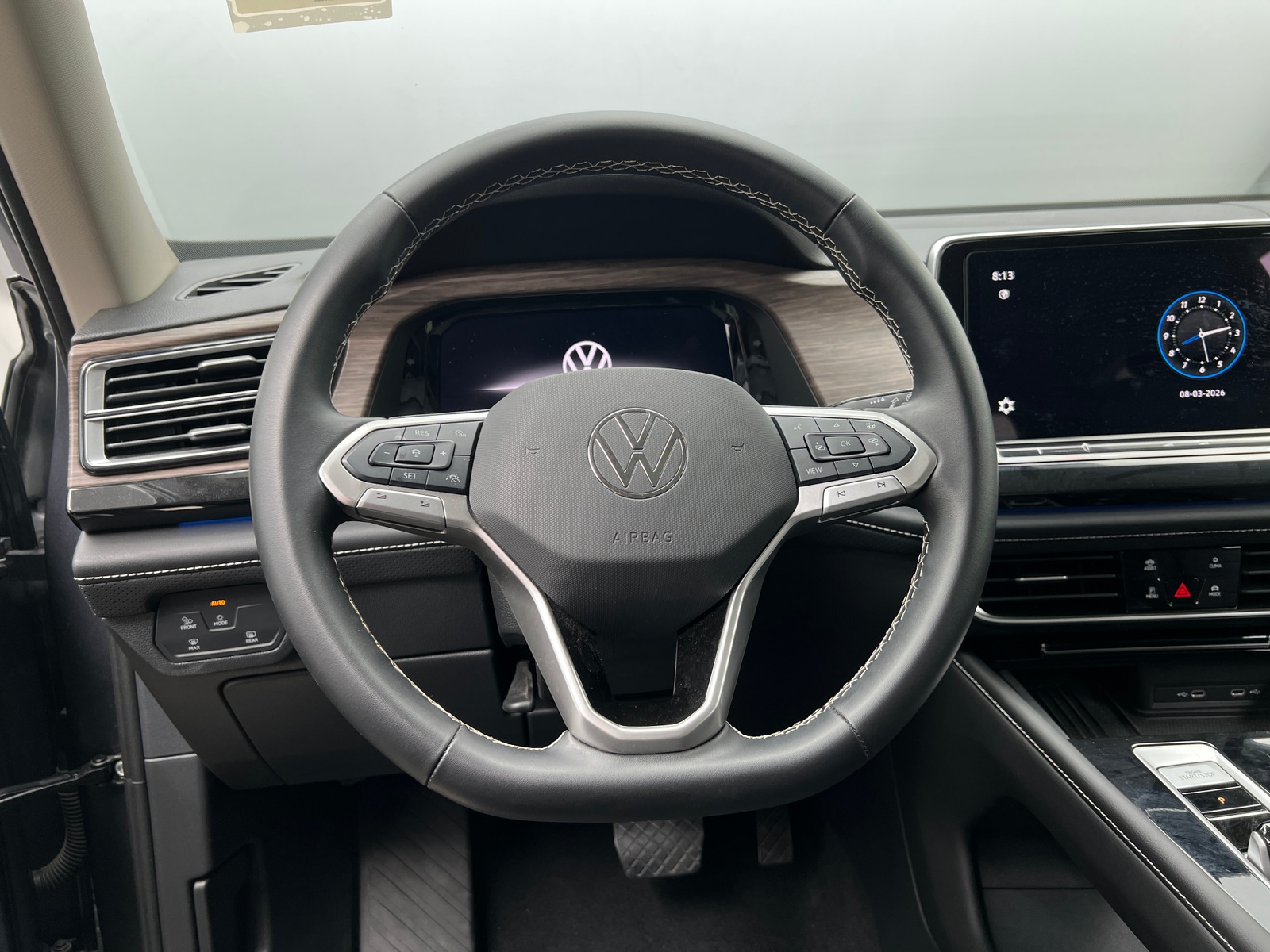 Thumbnail: 2025 Volkswagen Atlas - 4