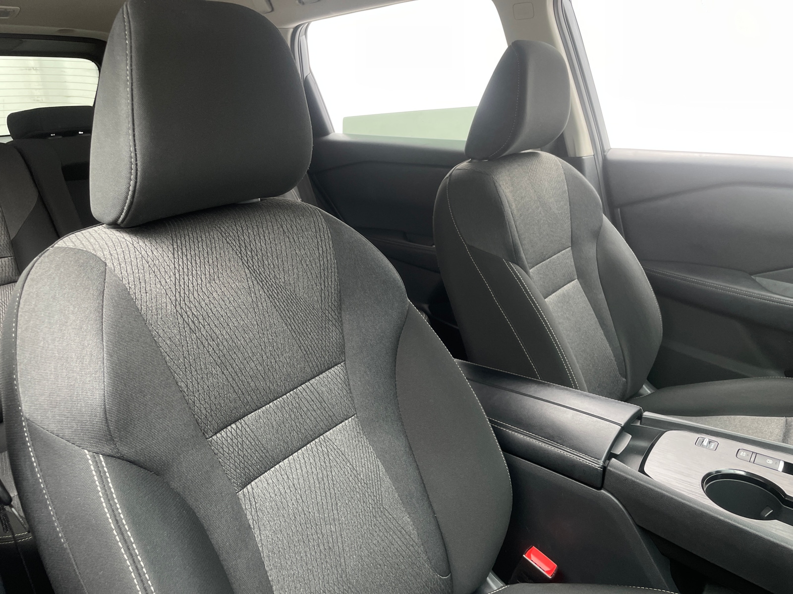 Thumbnail: 2025 Nissan Rogue - 2