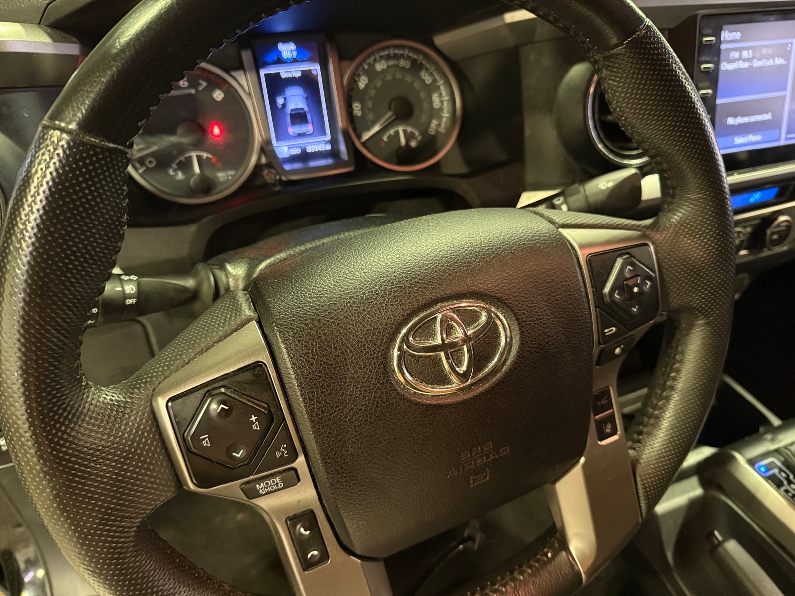 Thumbnail: 2022 Toyota Tacoma - 5