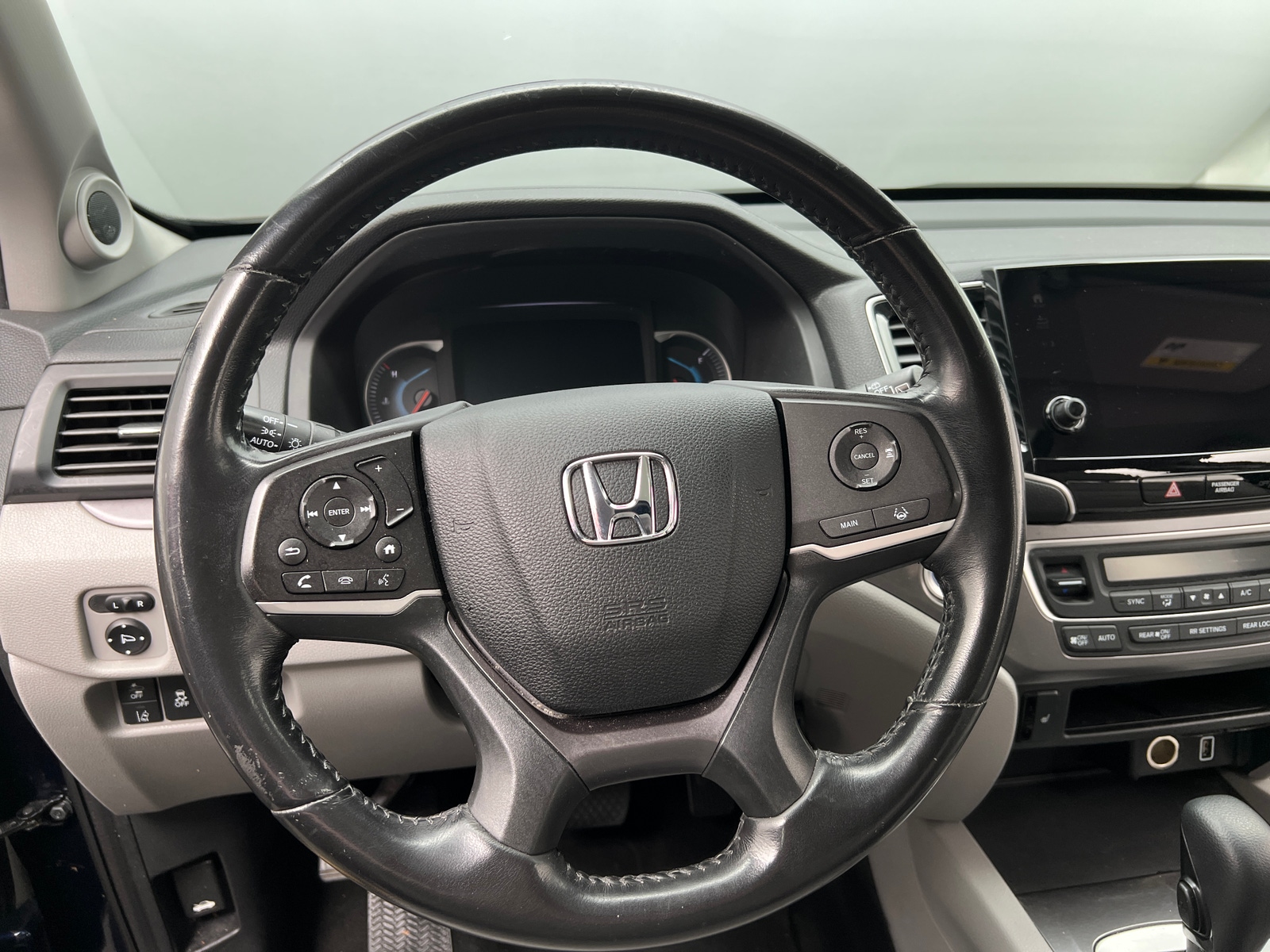 Thumbnail: 2019 Honda Pilot - 4