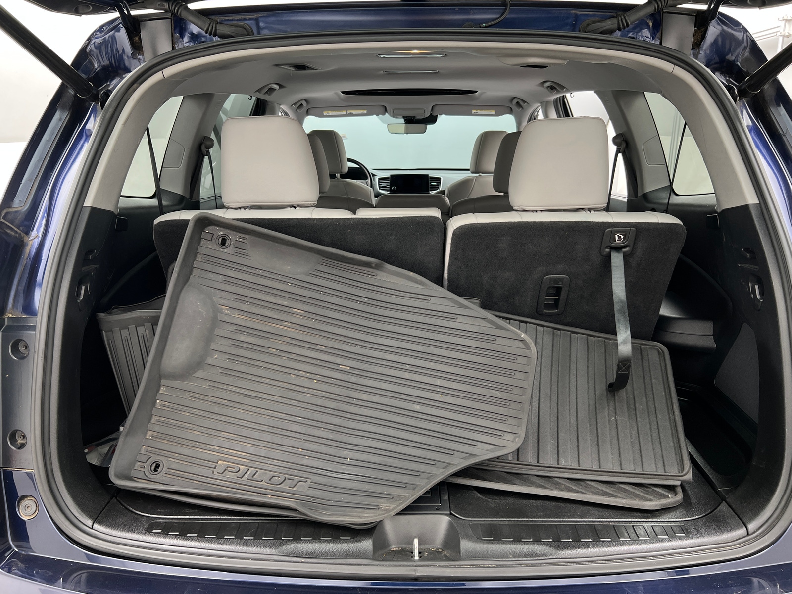 Thumbnail: 2019 Honda Pilot - 6