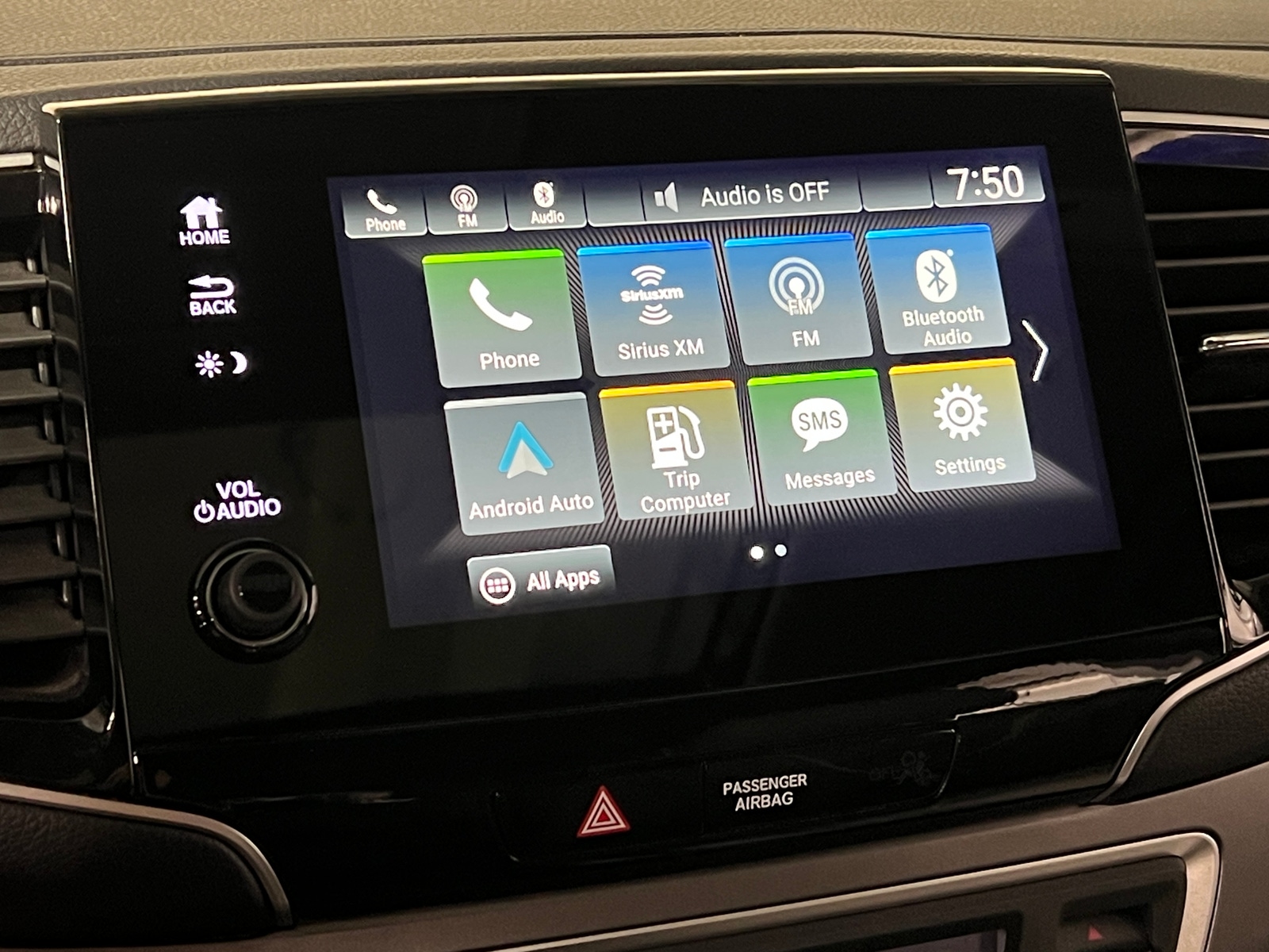 Thumbnail: 2019 Honda Pilot - 3