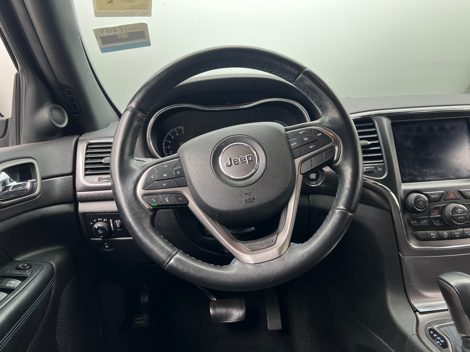 Thumbnail: 2018 Jeep Grand Cherokee - 5
