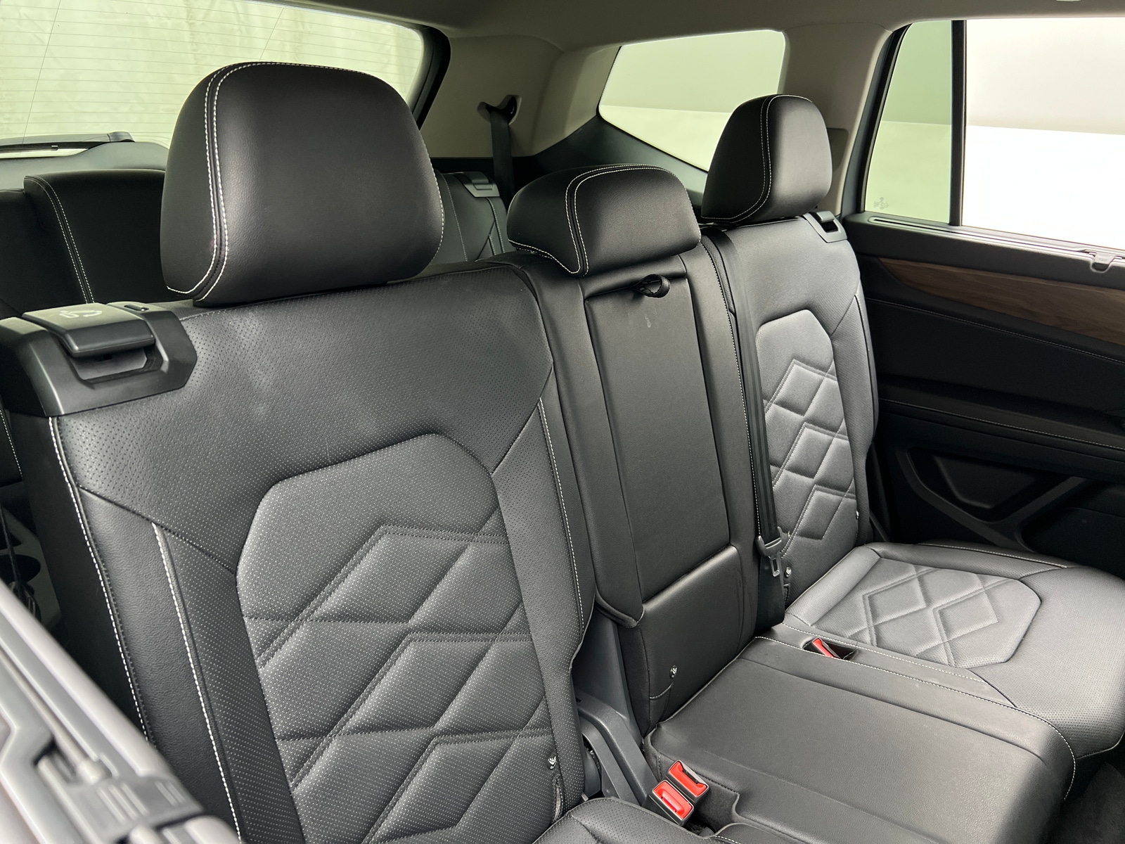 Thumbnail: 2026 Volkswagen Atlas - 5