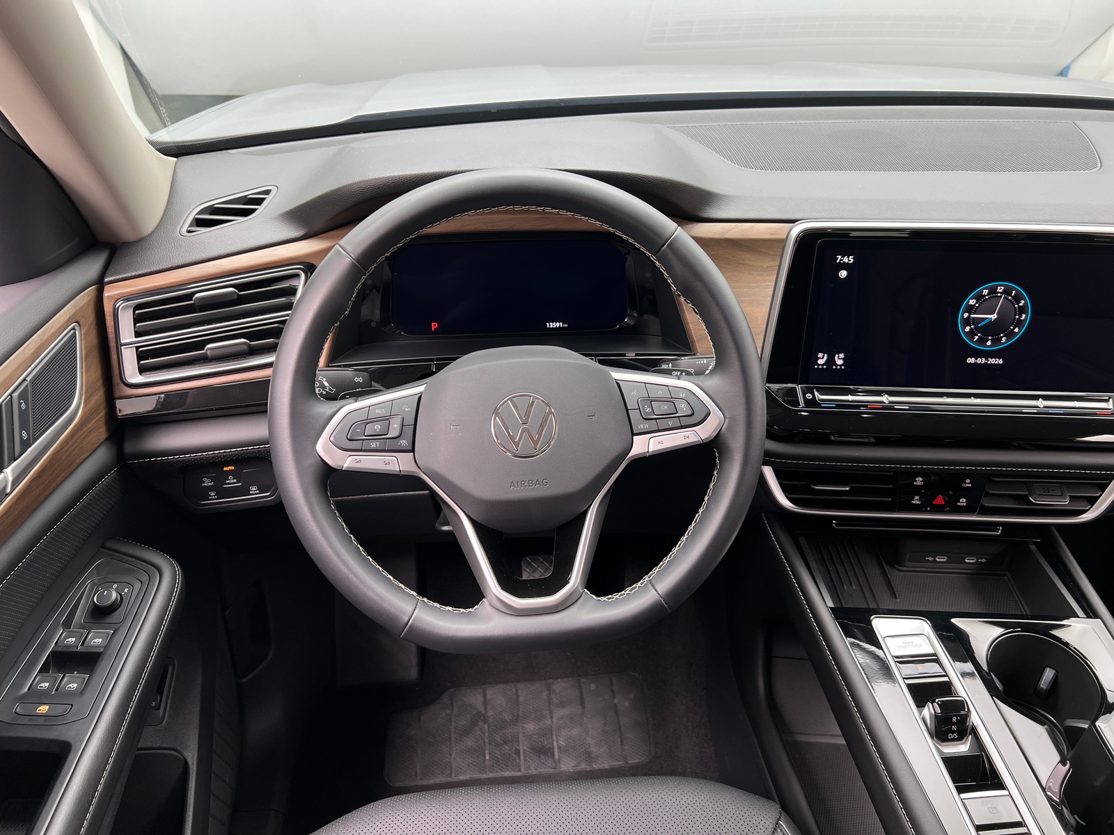 Thumbnail: 2026 Volkswagen Atlas - 4