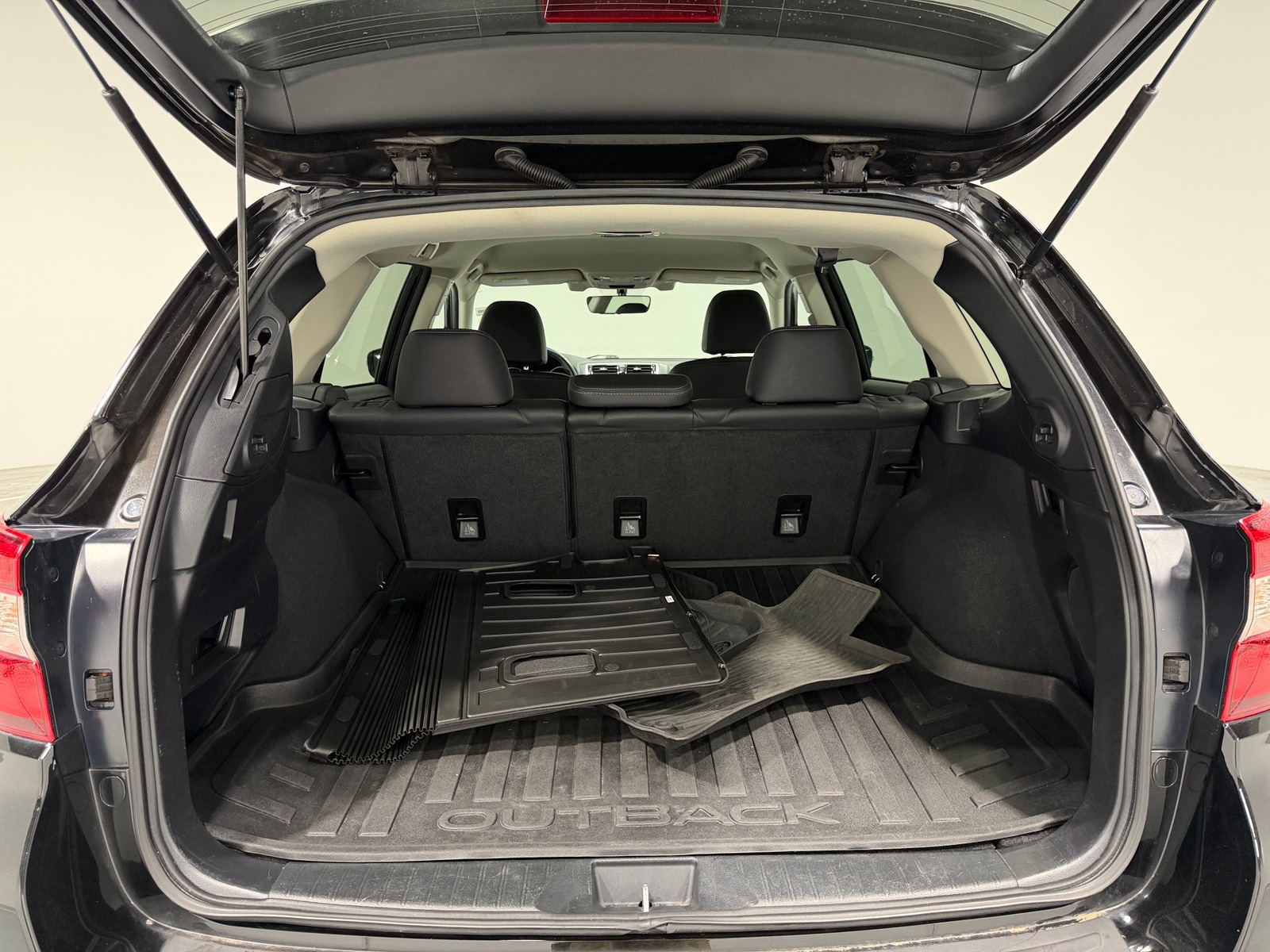 Thumbnail: 2019 Subaru Outback - 6