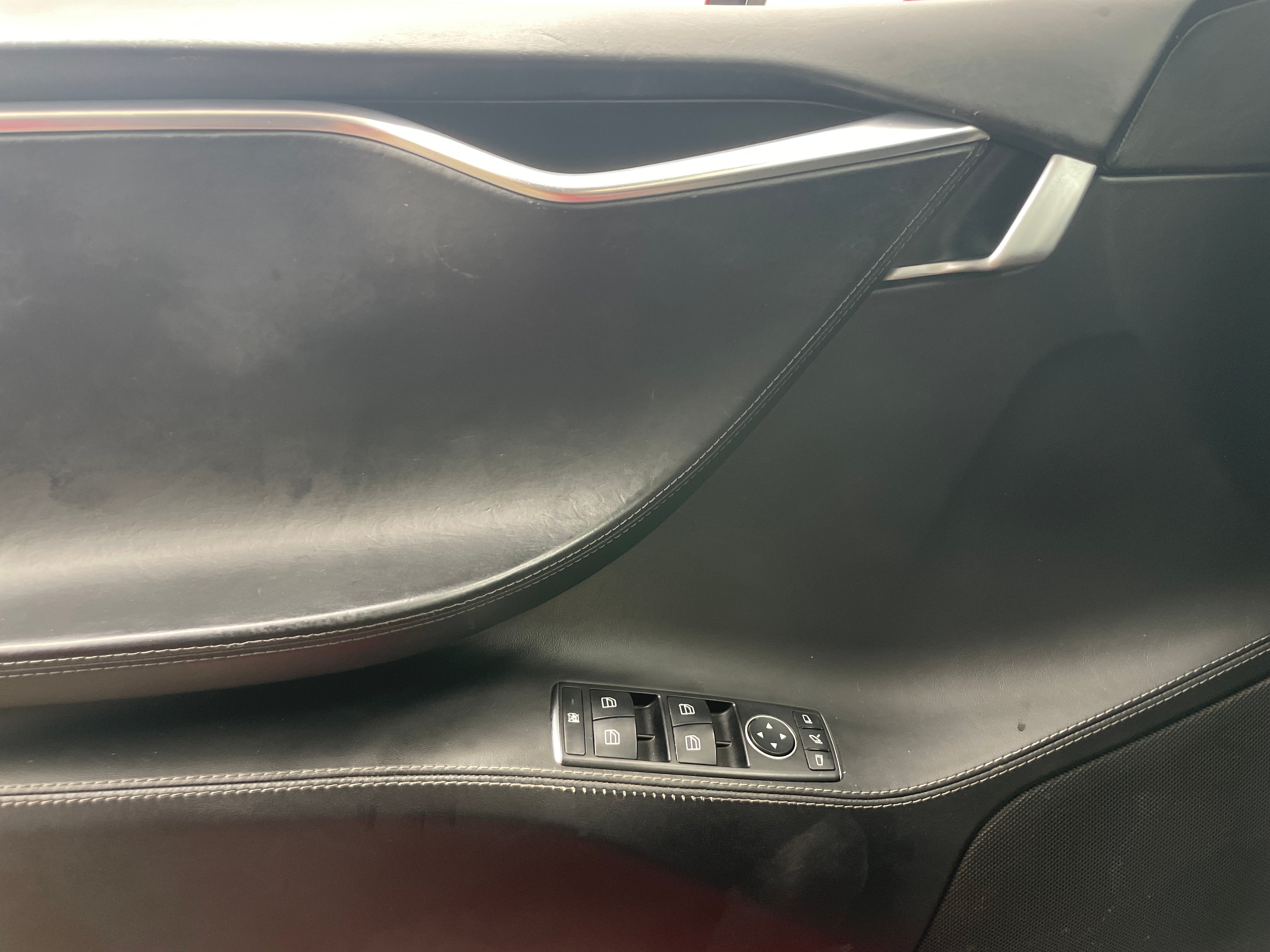 Used 2017 Tesla Model S 75D with VIN 5YJSA1E24HF192364 for sale in Pewaukee, WI