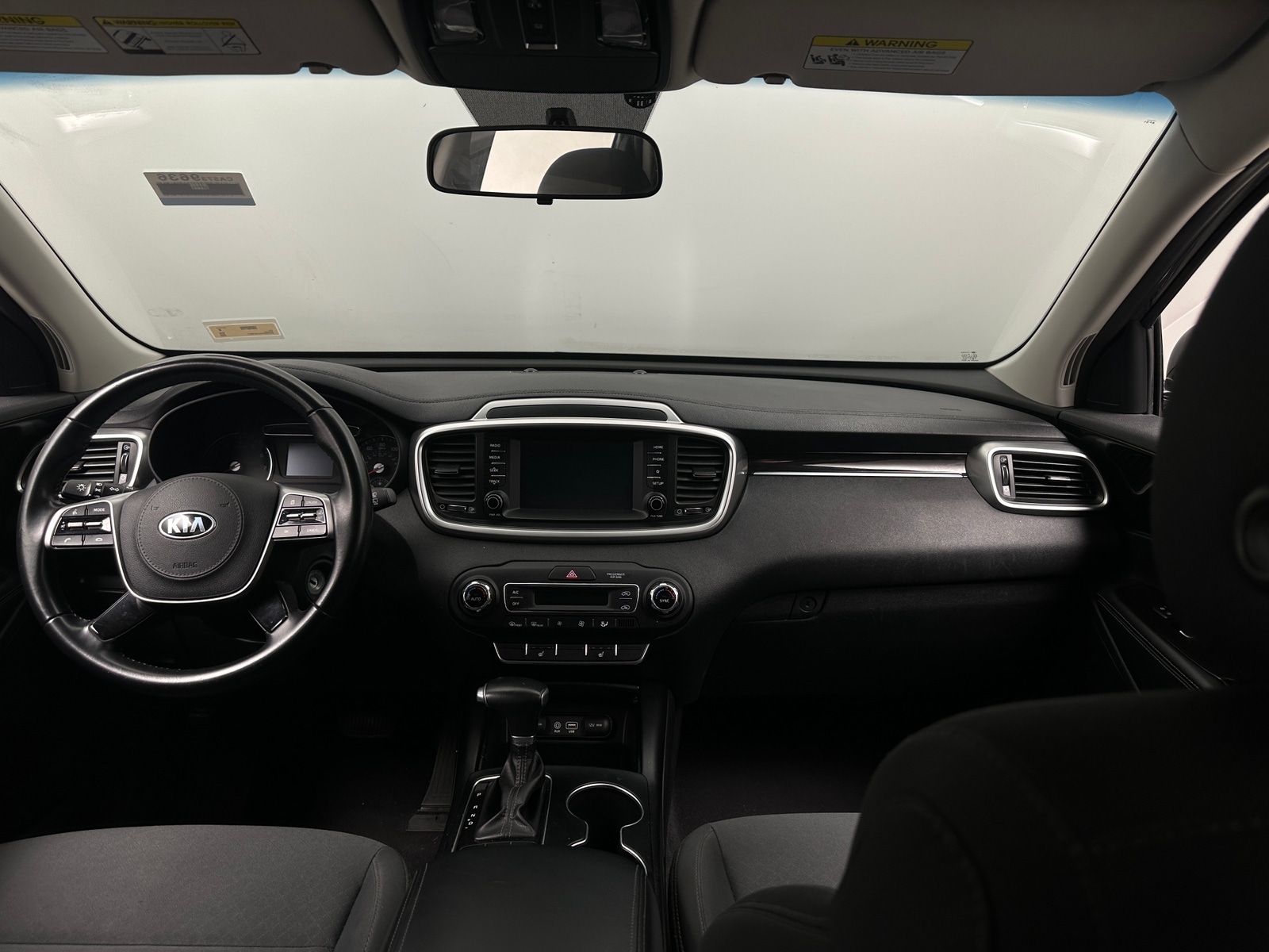 Thumbnail: 2020 Kia Sorento - 3