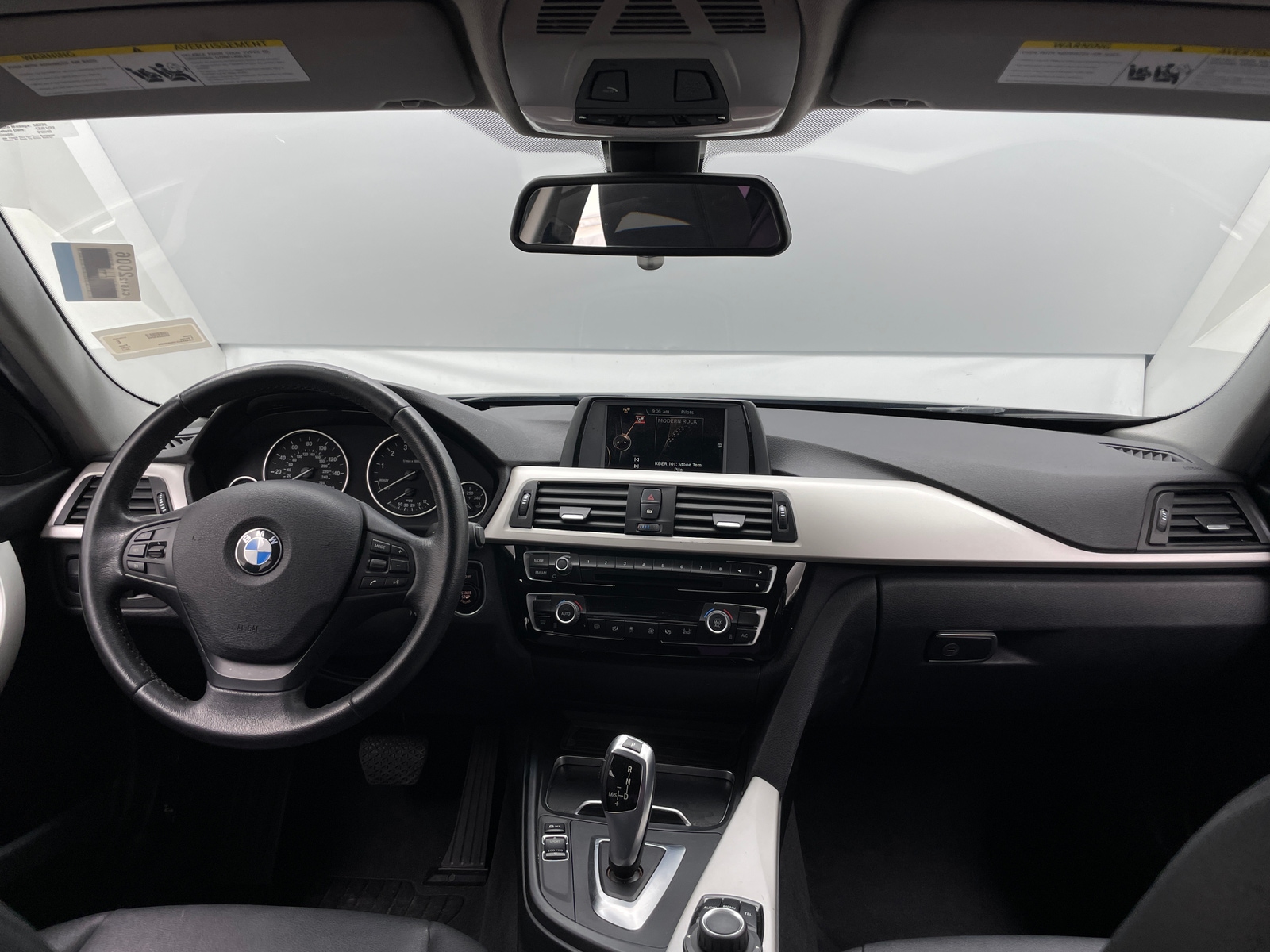 Thumbnail: 2017 BMW 3 Series - 2