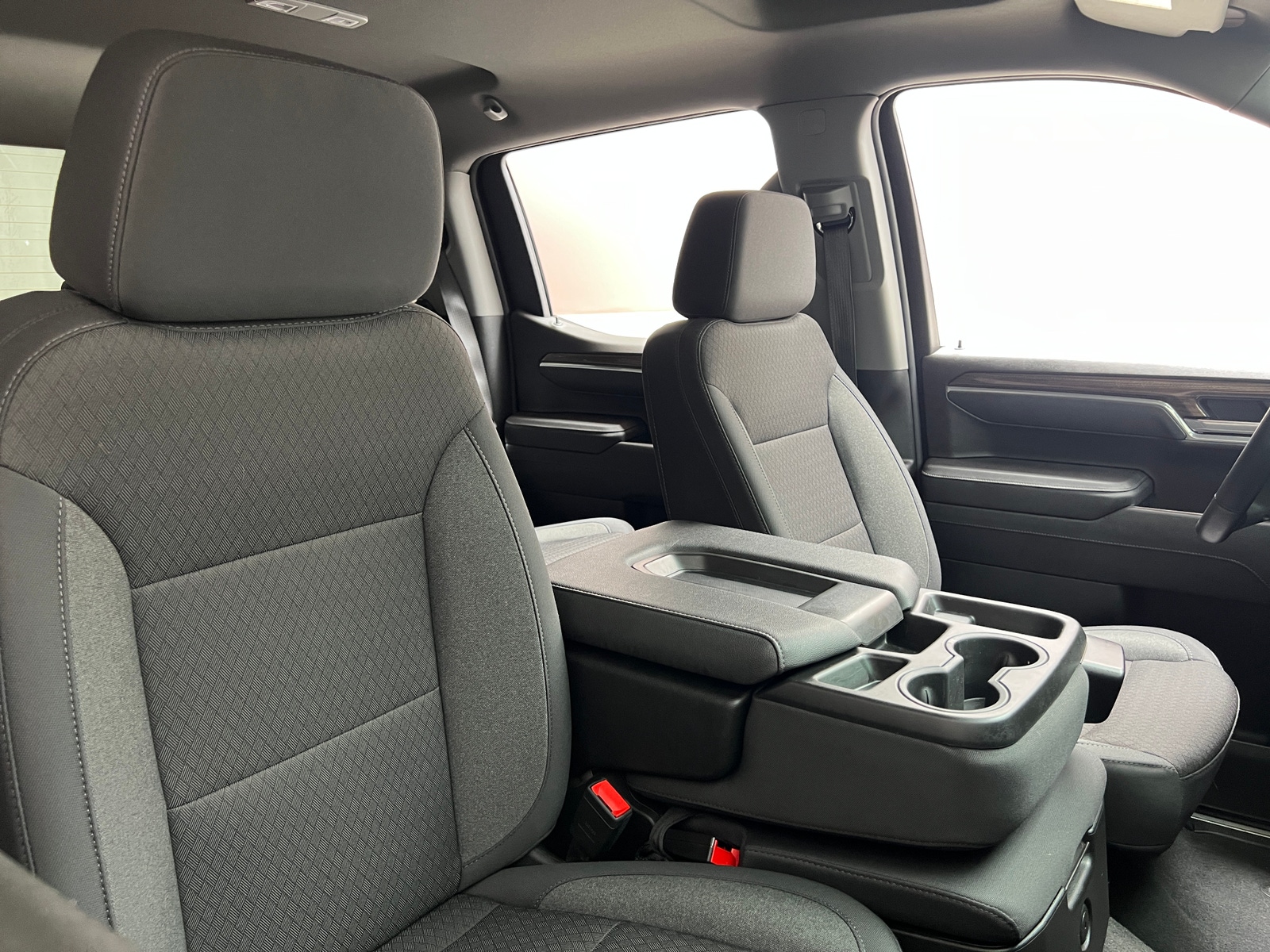 Thumbnail: 2026 Chevrolet Silverado 1500 - 2
