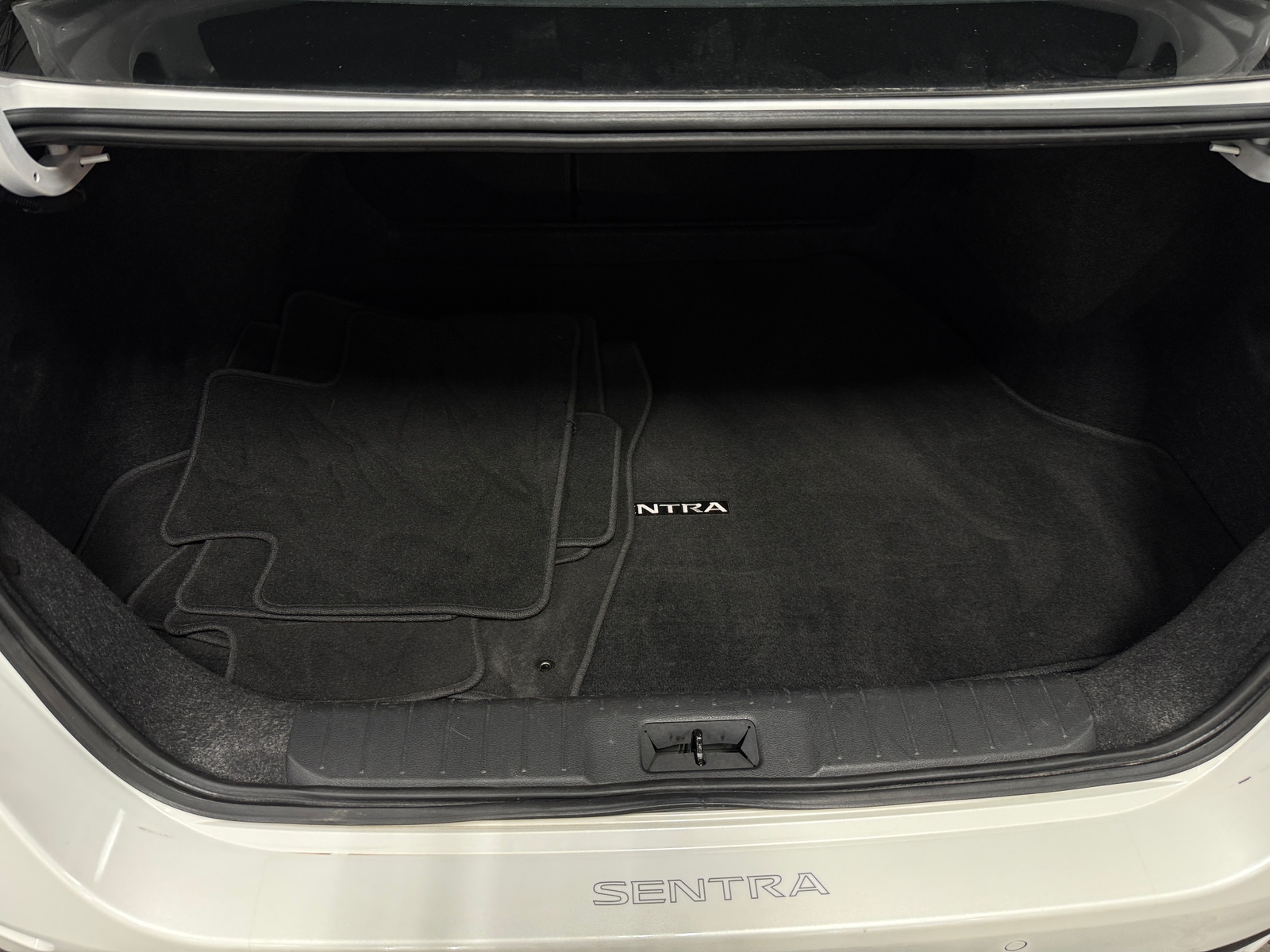 Thumbnail: 2025 Nissan Sentra - 6