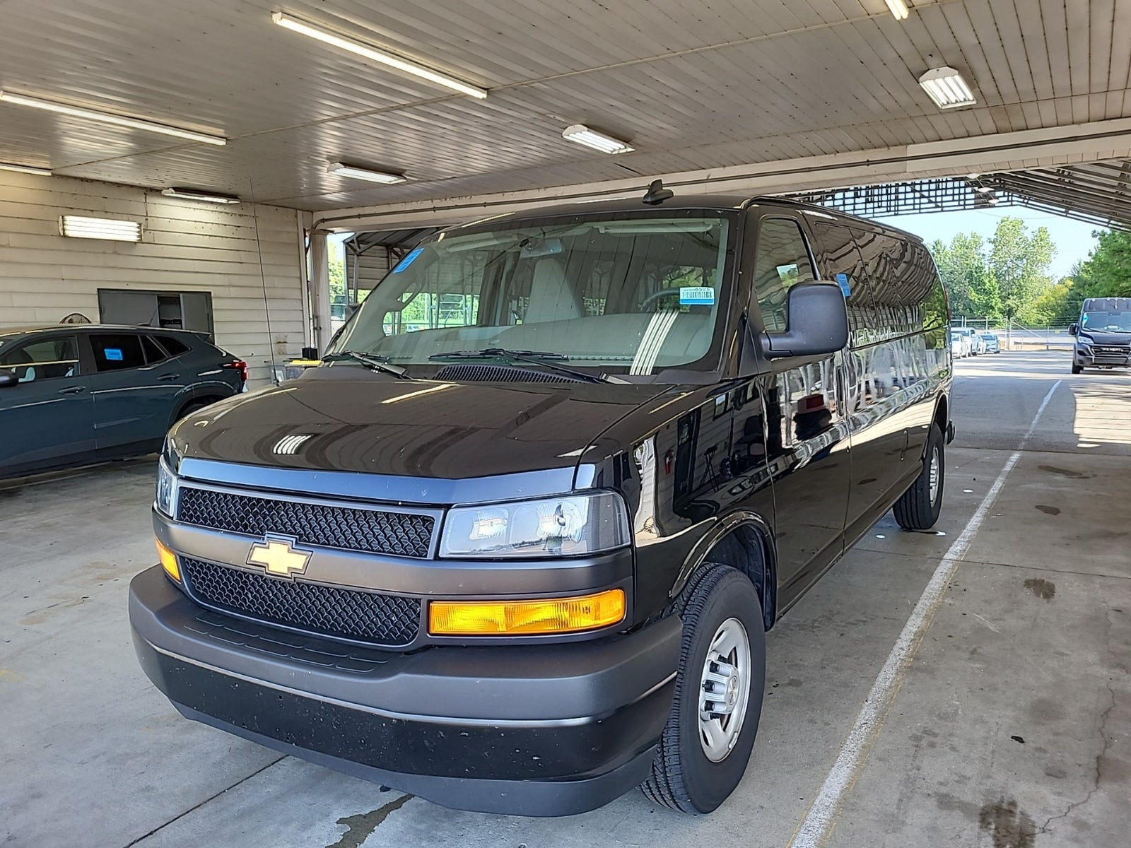 2025 Chevrolet Express Passenger LS