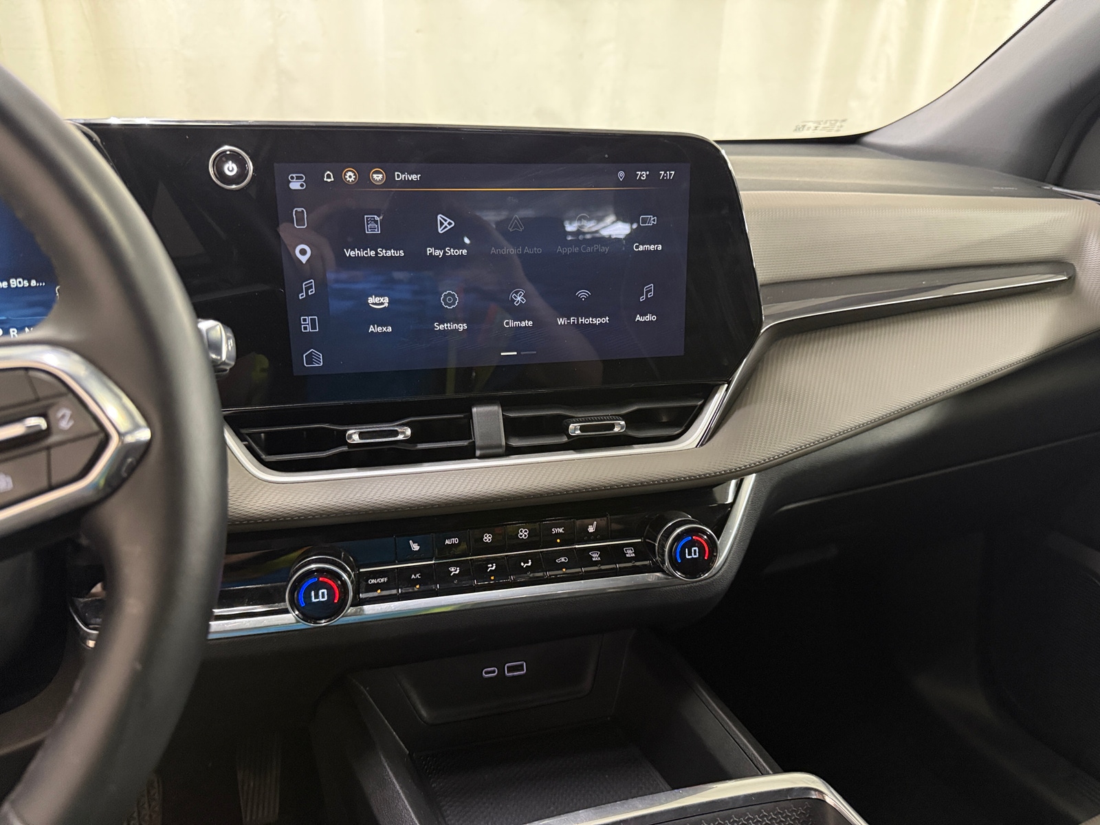 Thumbnail: 2025 Chevrolet Equinox - 3