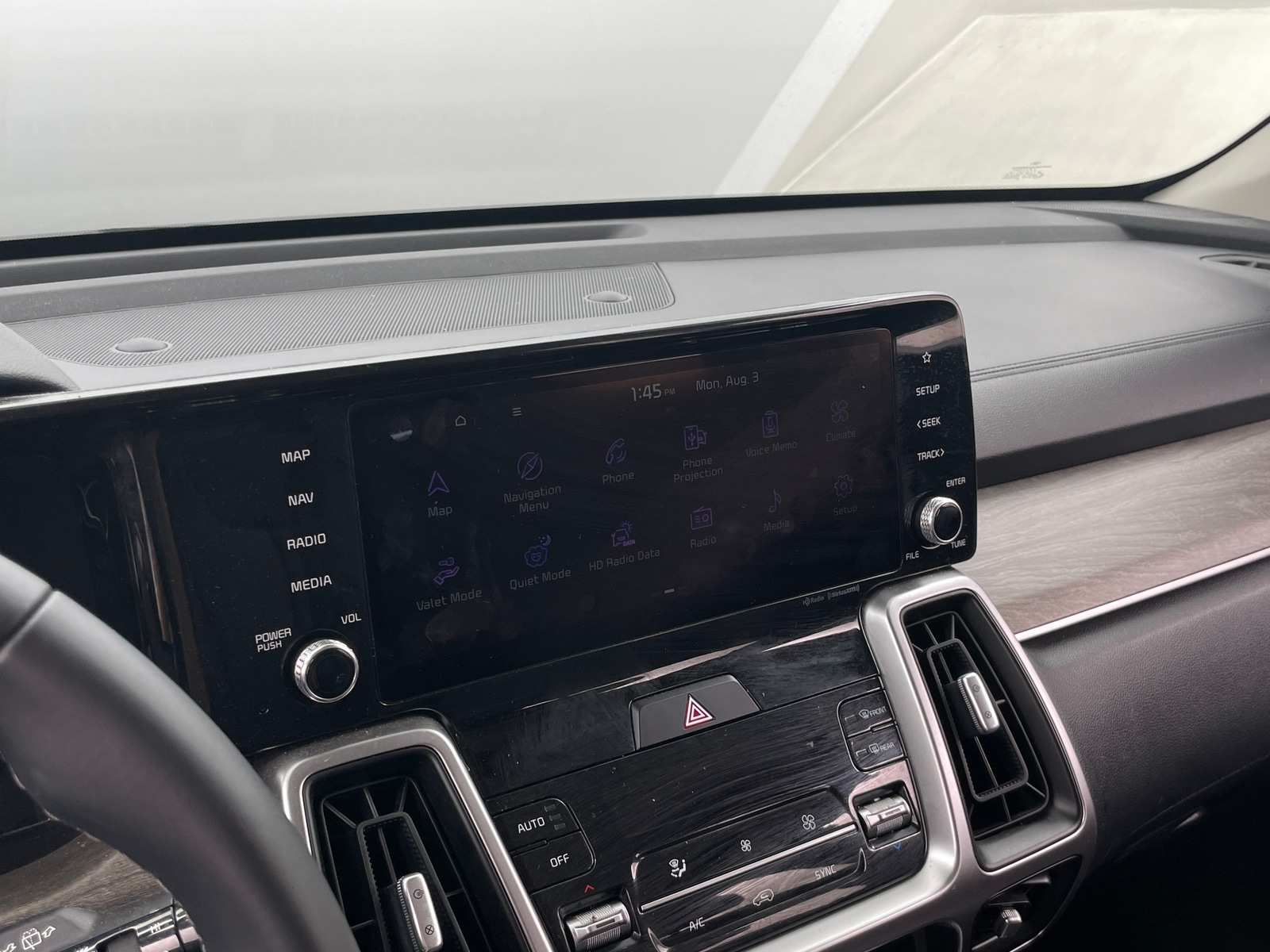 Thumbnail: 2022 Kia Sorento - 3