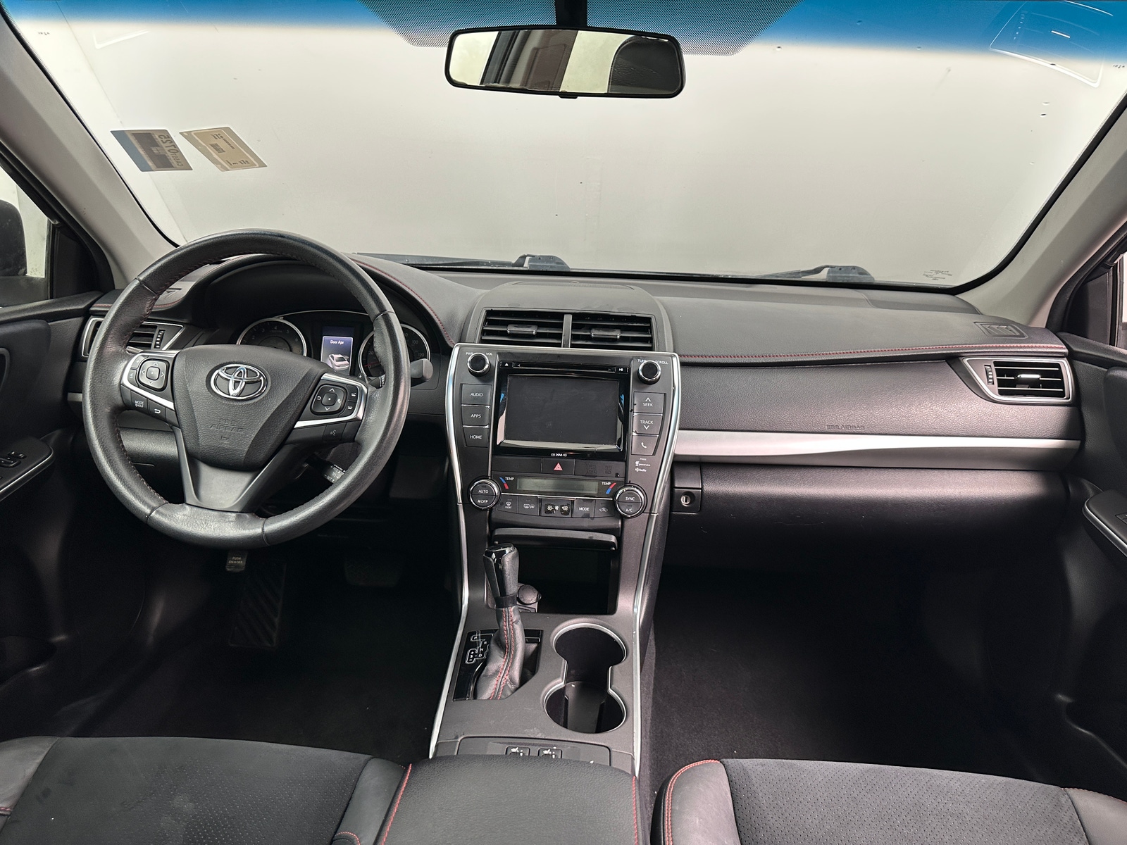 Thumbnail: 2016 Toyota Camry - 3