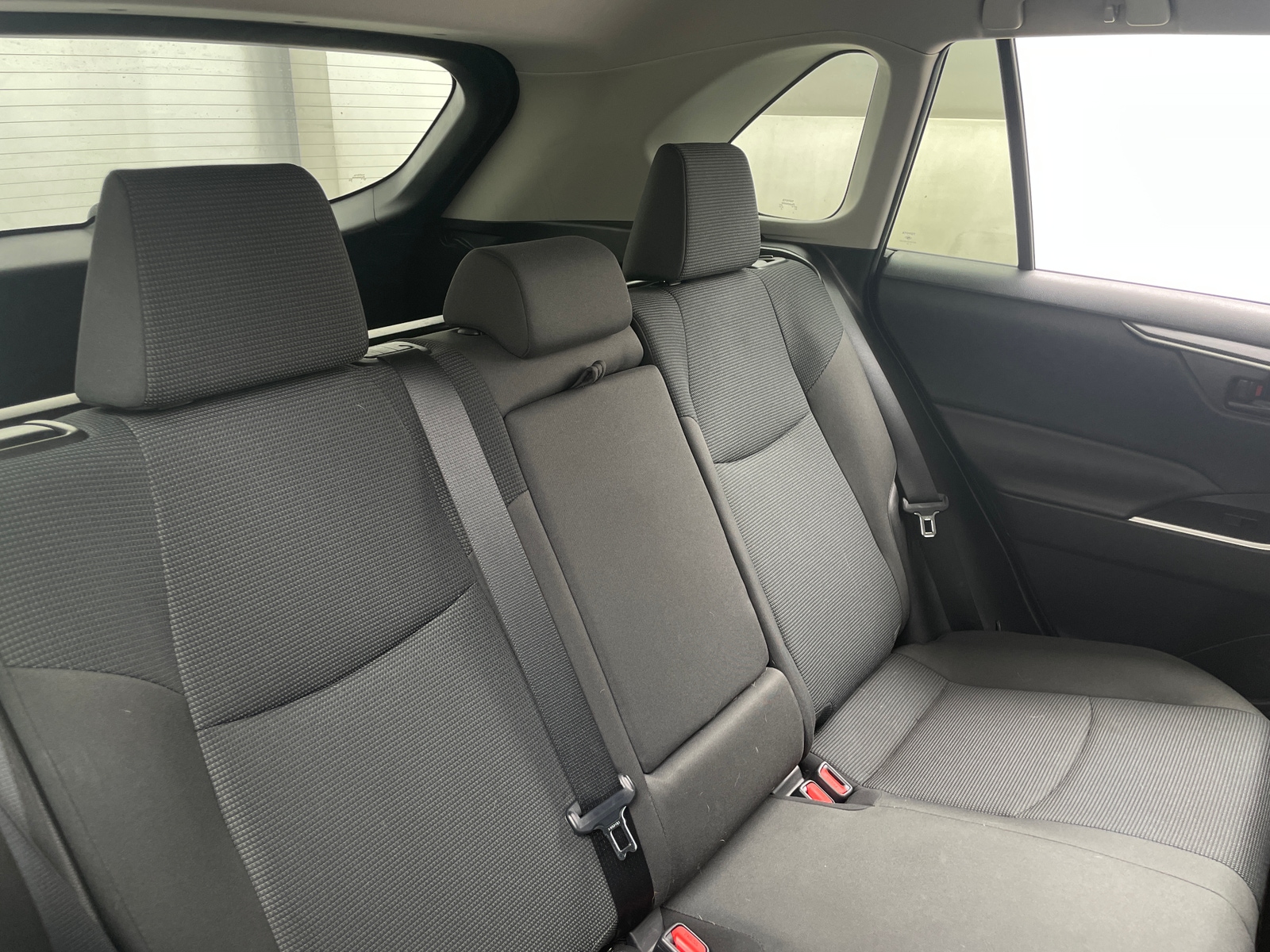 Thumbnail: 2021 Toyota RAV4 - 6