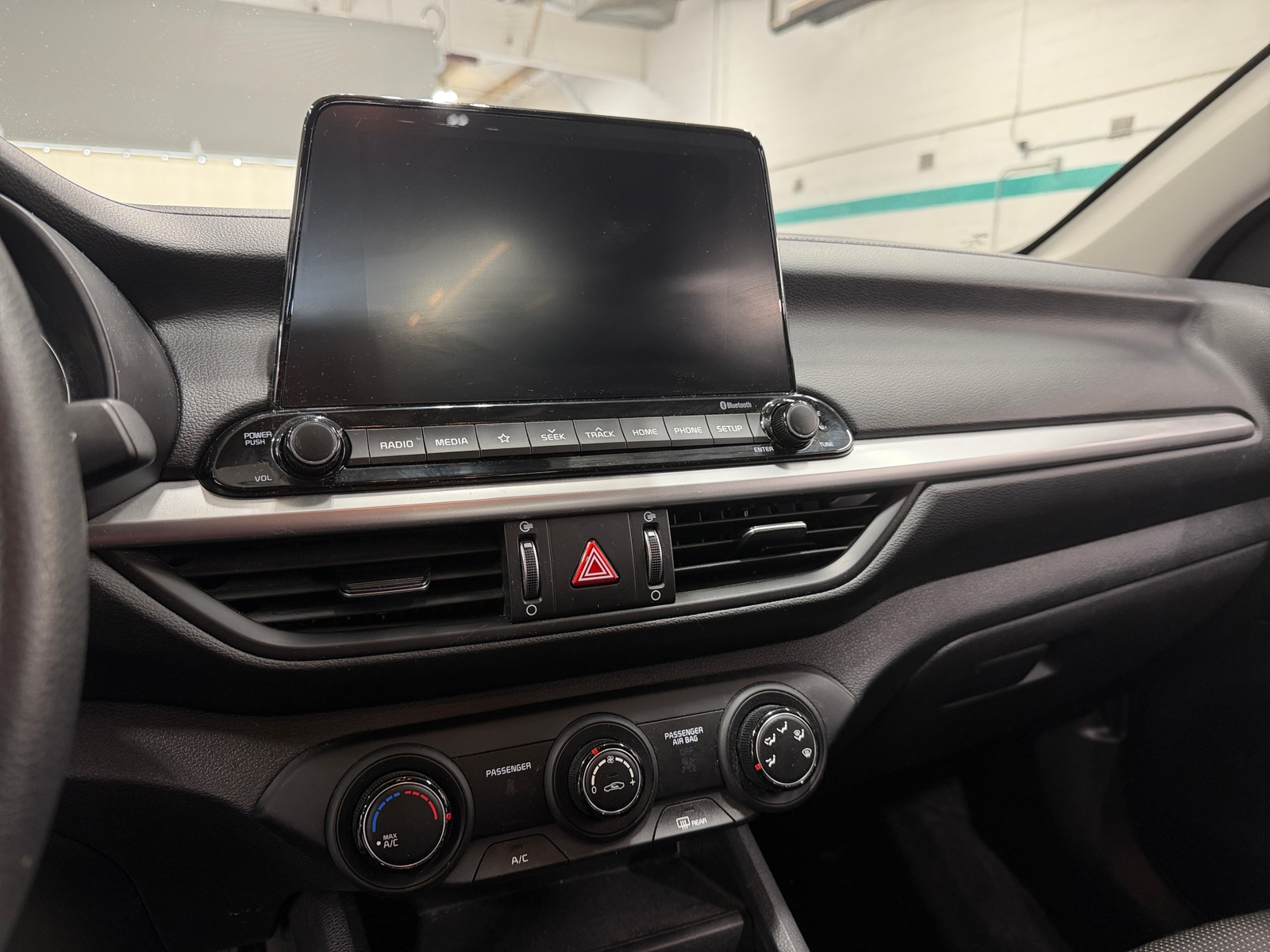 Thumbnail: 2021 Kia Forte - 4