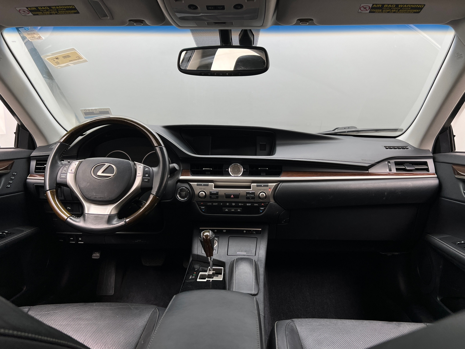 Thumbnail: 2014 Lexus ES - 2