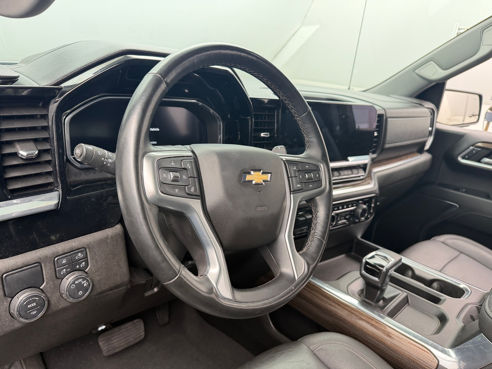 Thumbnail: 2023 Chevrolet Silverado 1500 - 5