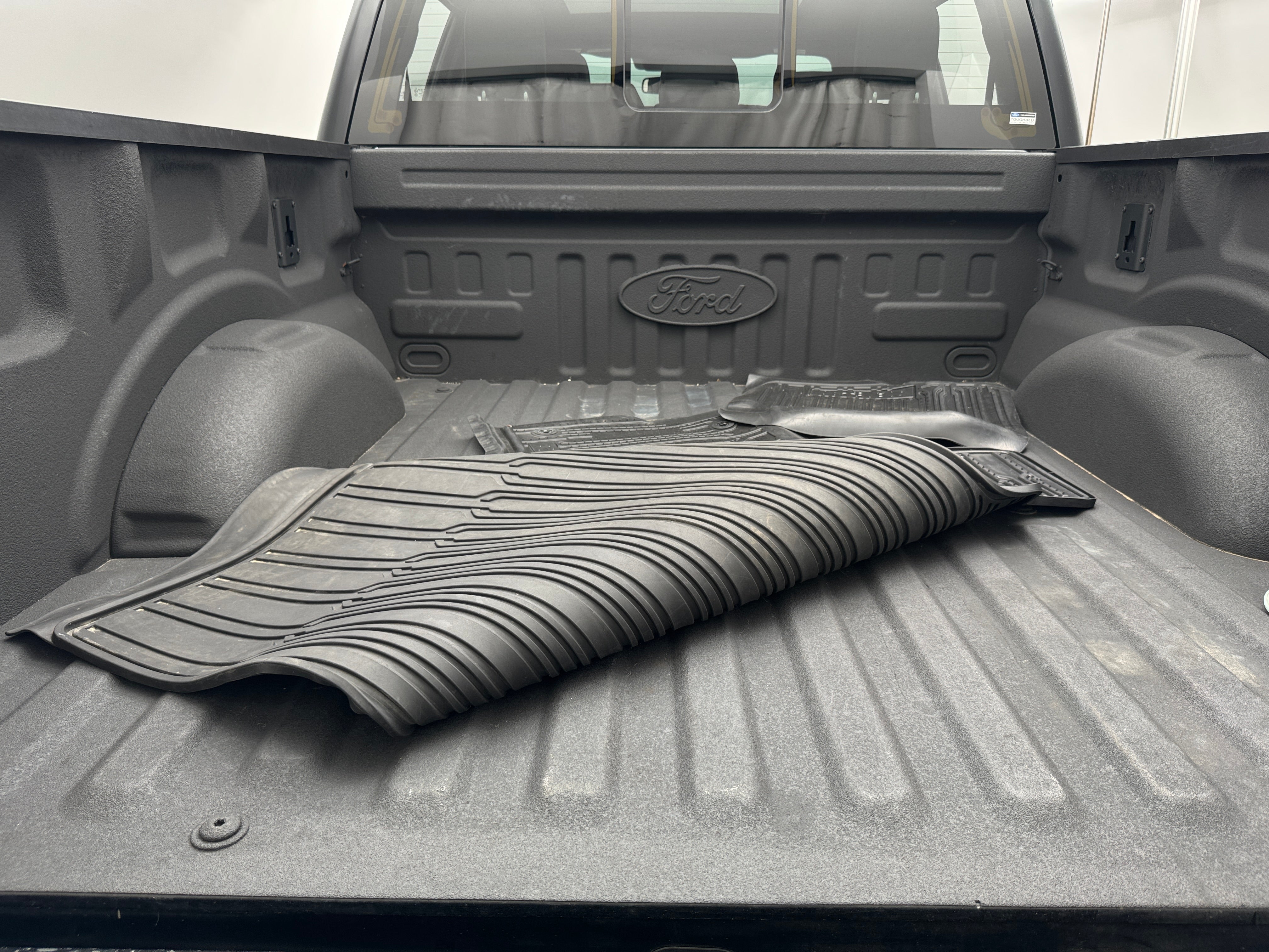 Used 2023 Ford F-150 Lightning Lariat with VIN 1FTVW1EV4PWG14099 for sale in Auburn, WA