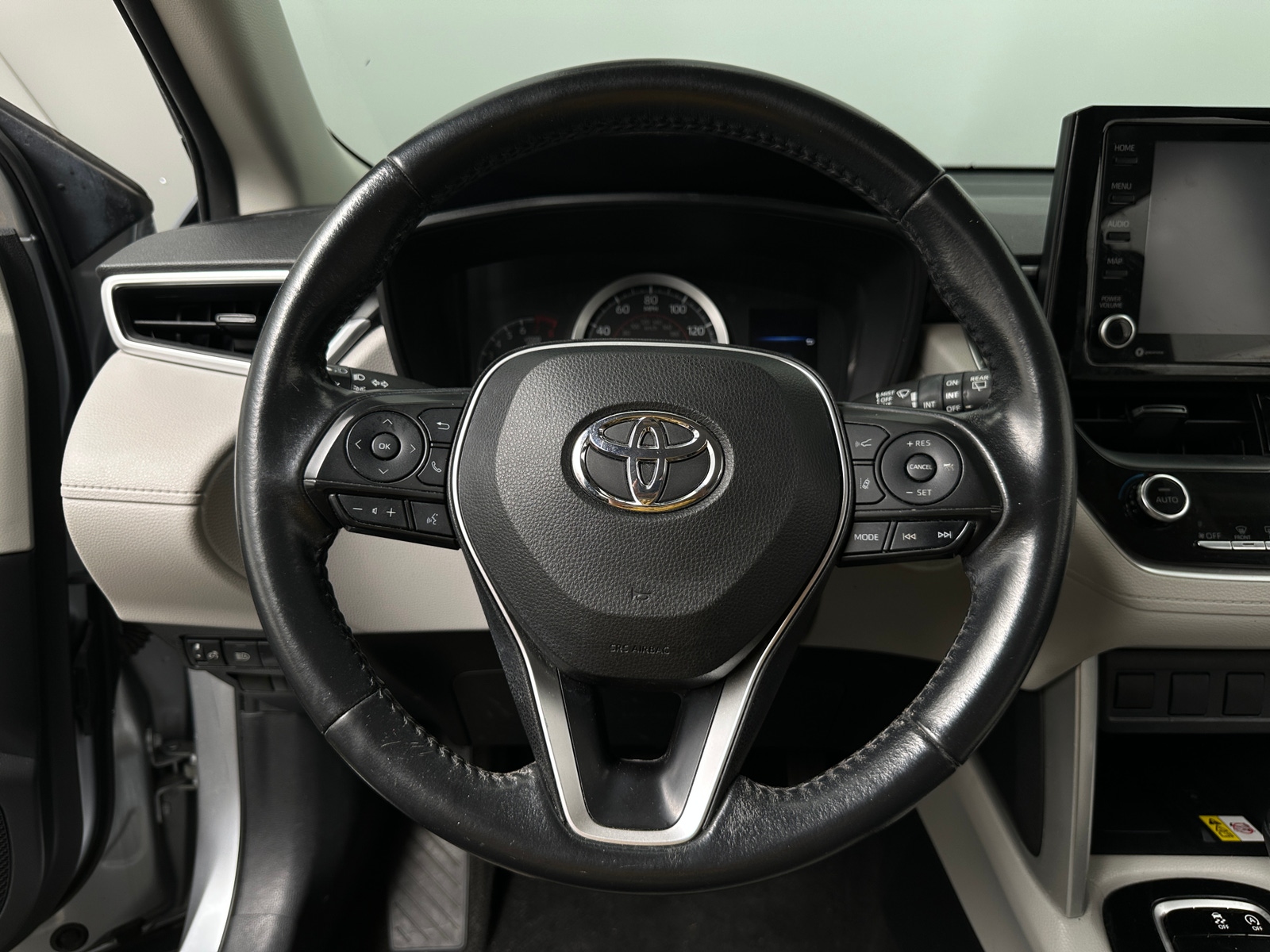Thumbnail: 2022 Toyota Corolla Cross - 5