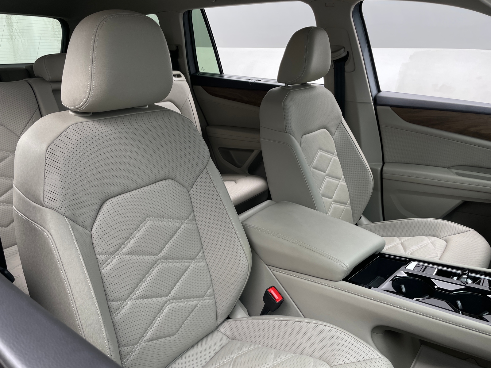 Thumbnail: 2026 Volkswagen Atlas - 2