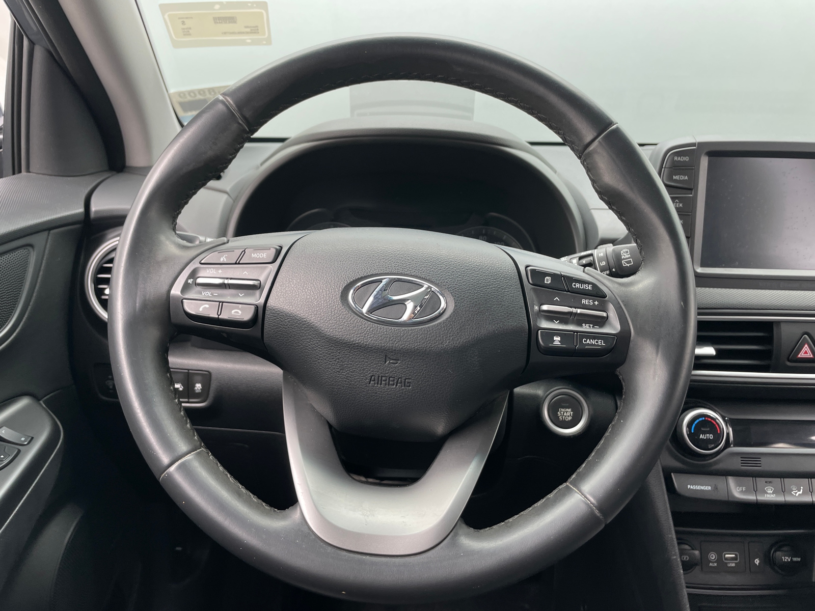 Thumbnail: 2020 Hyundai Kona - 4