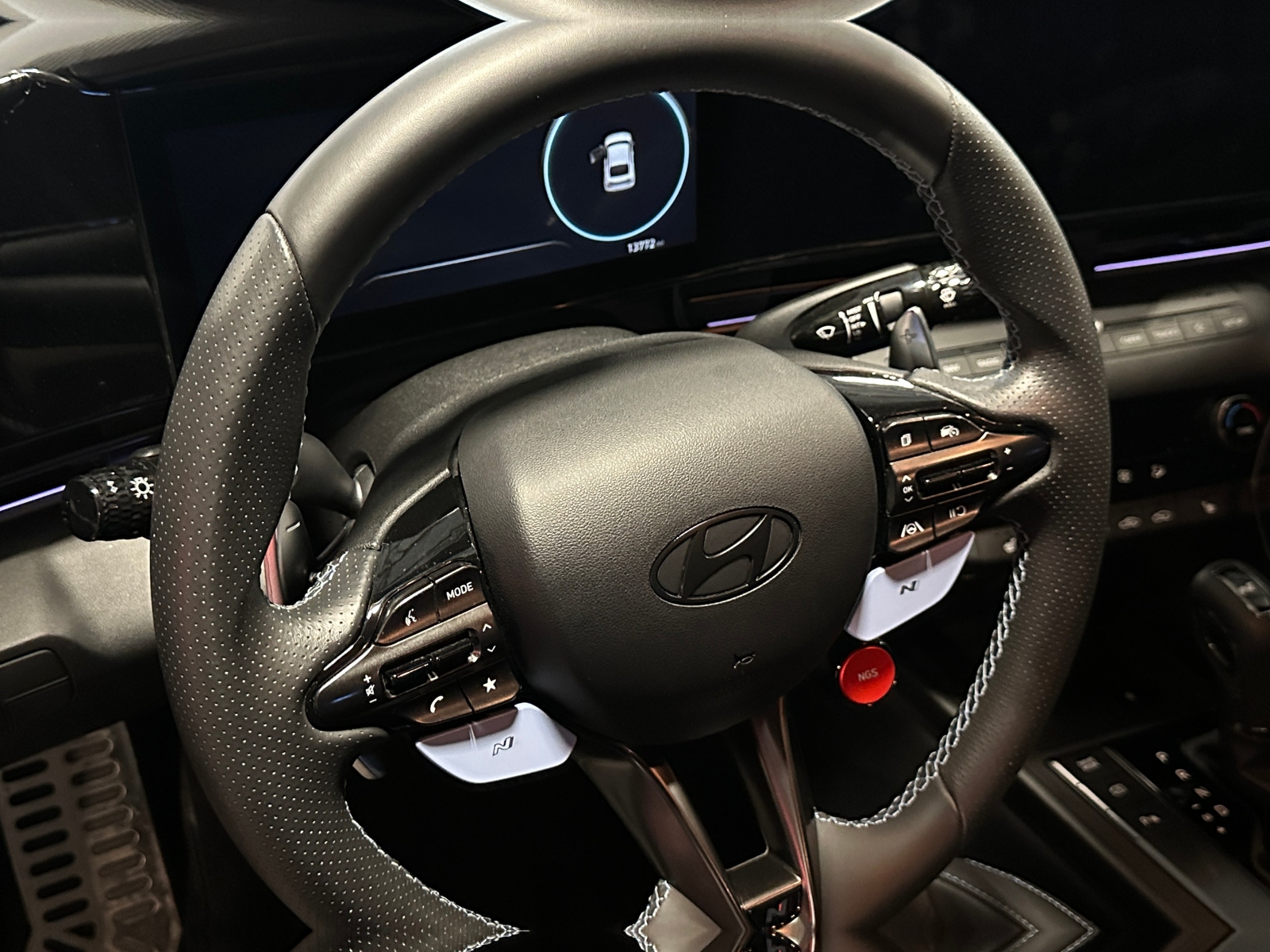 Thumbnail: 2025 Hyundai Elantra - 4
