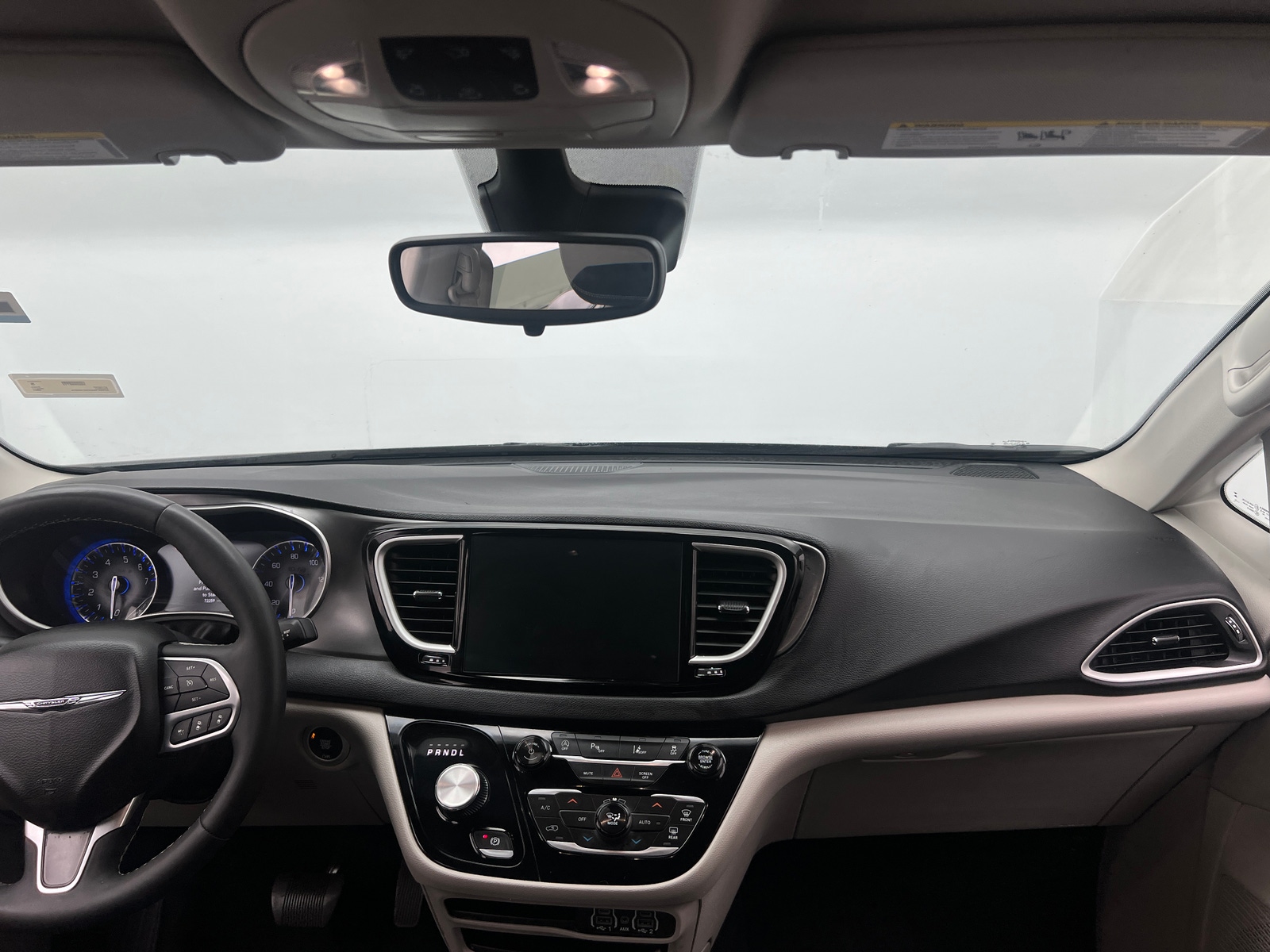 Thumbnail: 2024 Chrysler Pacifica - 2