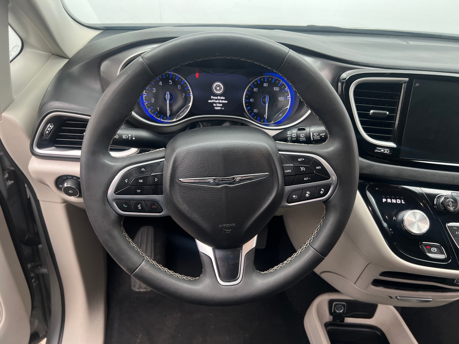 Thumbnail: 2024 Chrysler Pacifica - 4