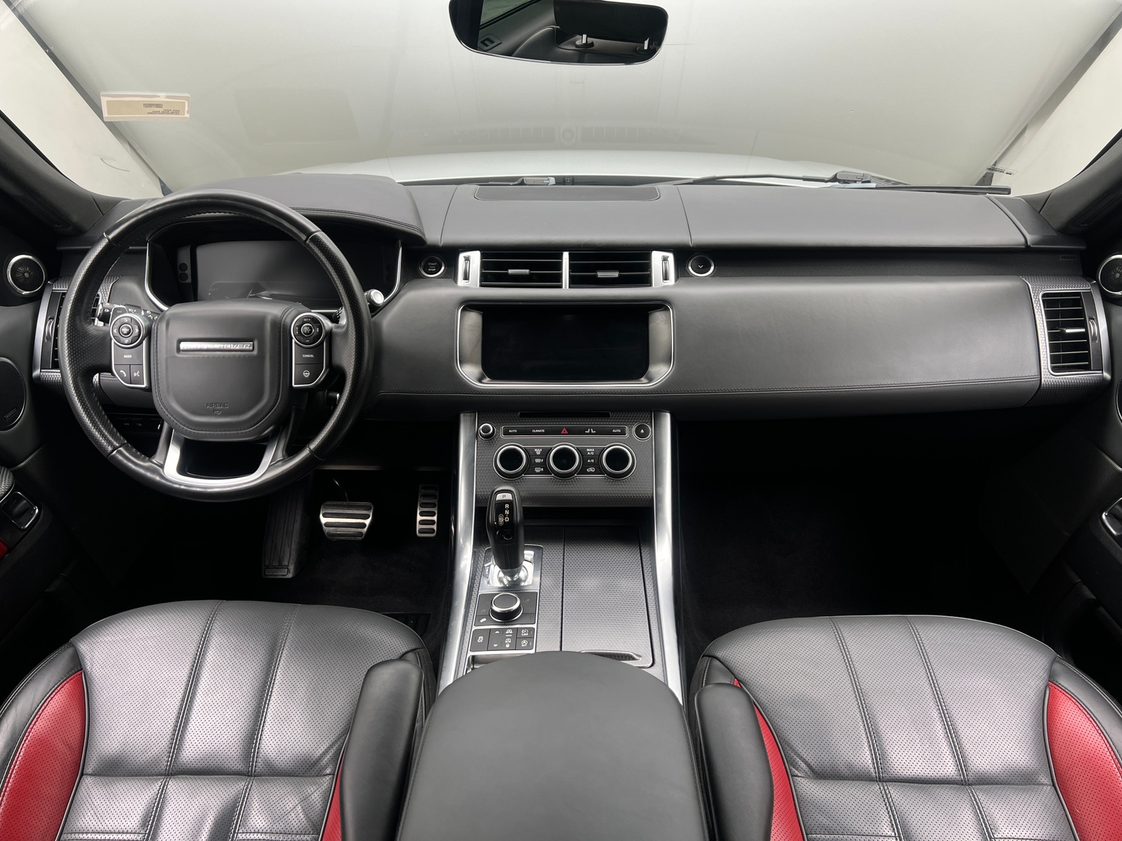 Thumbnail: 2017 Land Rover Range Rover Sport - 2