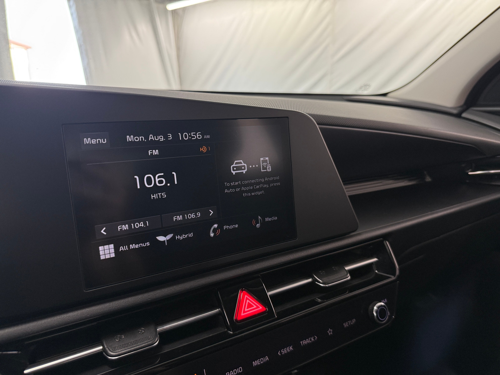 Thumbnail: 2026 Kia Niro - 4