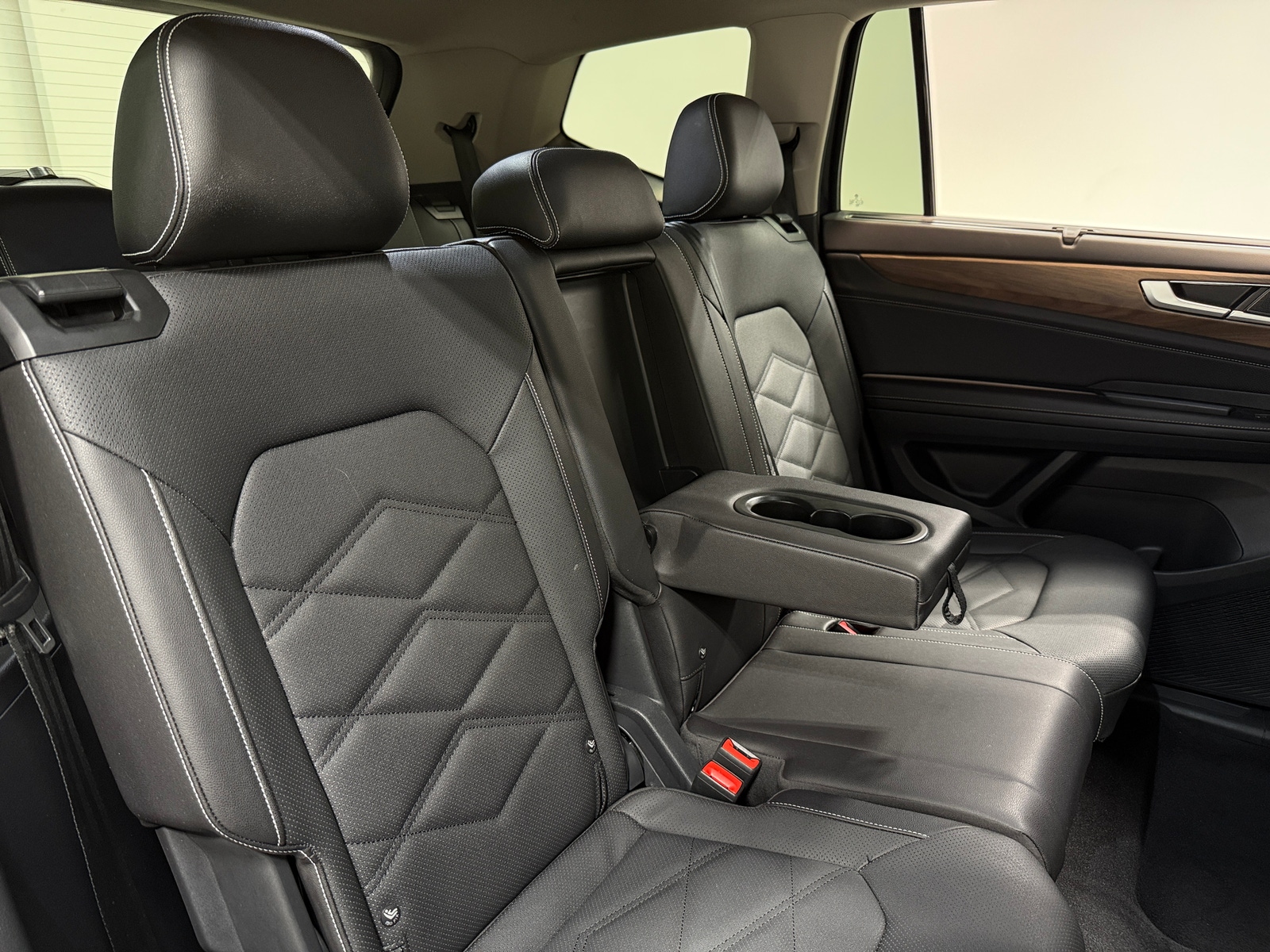 Thumbnail: 2026 Volkswagen Atlas - 5